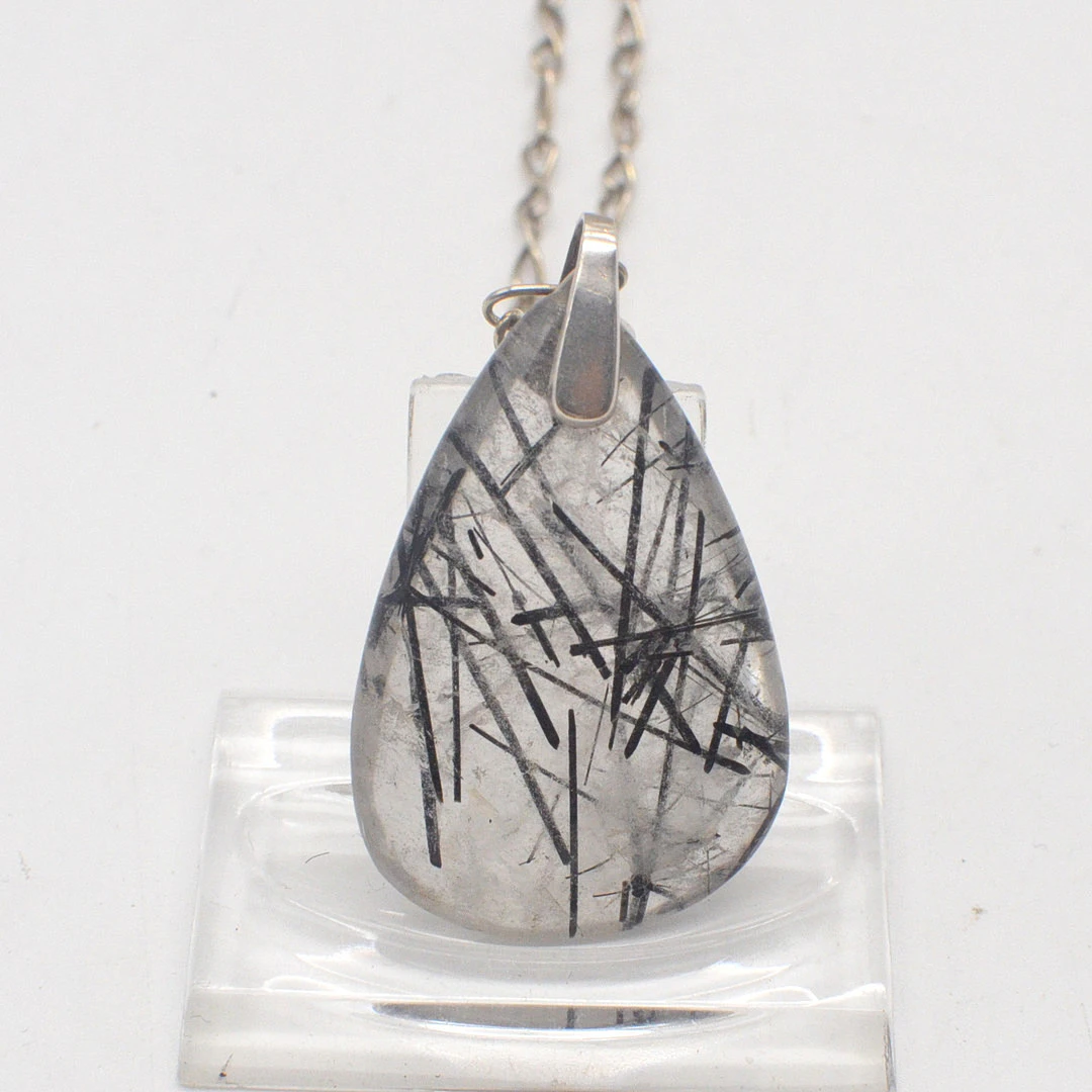 TURMALINQUARZ ANHÄNGER, TROPFEN-FORM, DESIGNERKETTE AUS 835ER SILBER