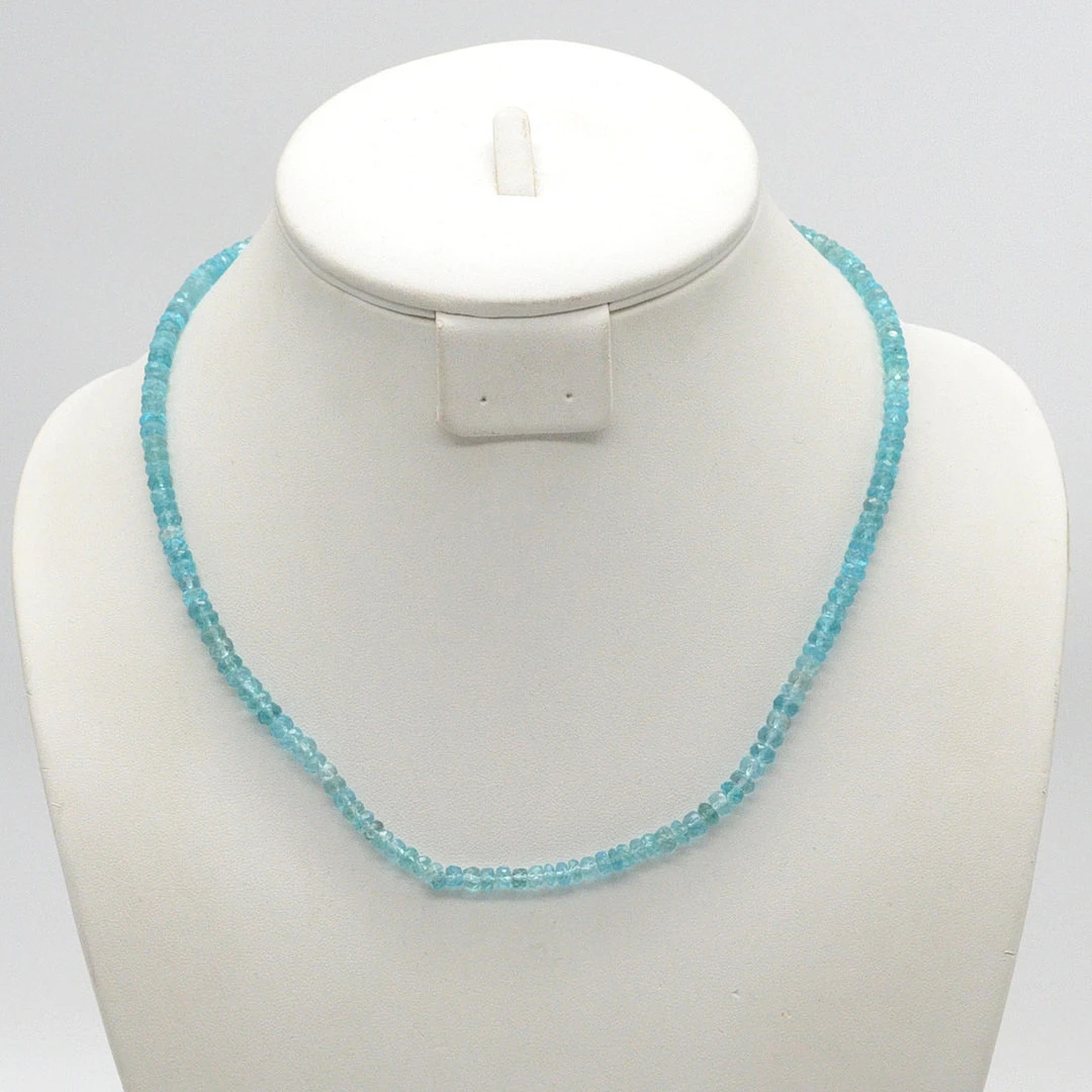 AQUAMARINE COLLIER, FACETTIERTE PERLEN, 14 KARAT KARABINER UND KETTE