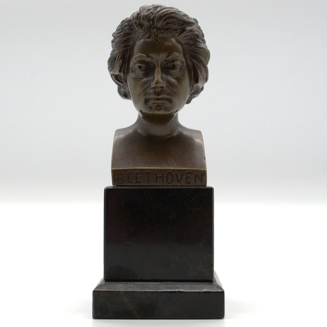 BRONZE SKULPTUR LUDWIG VAN BEETHOVEN, "RL" MONOGRAMMIERT, AUF SERPENTIN