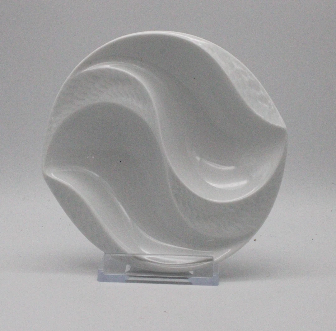 MEISSEN SOSSENSCHALE, FORM "WELLENSPIEL RELIEF", WEISS, Ø 12,5 CM NEU MIT OVP.