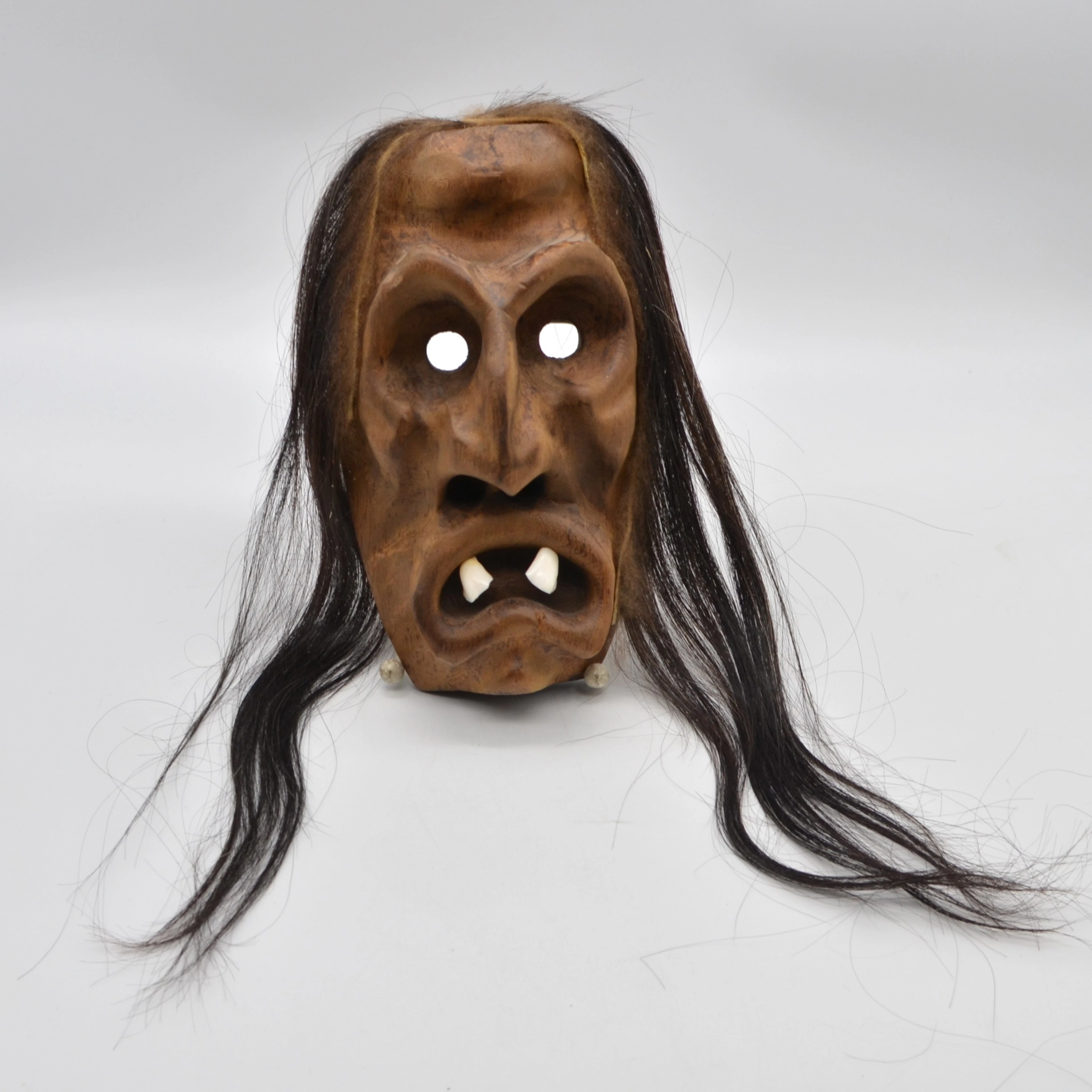 LÖTSCHENTALER WANDMASKE, TSCHÄGGÄTTÄ-SOUVENIR, HOLZ, ZÄHNE, PFERDEHAAR