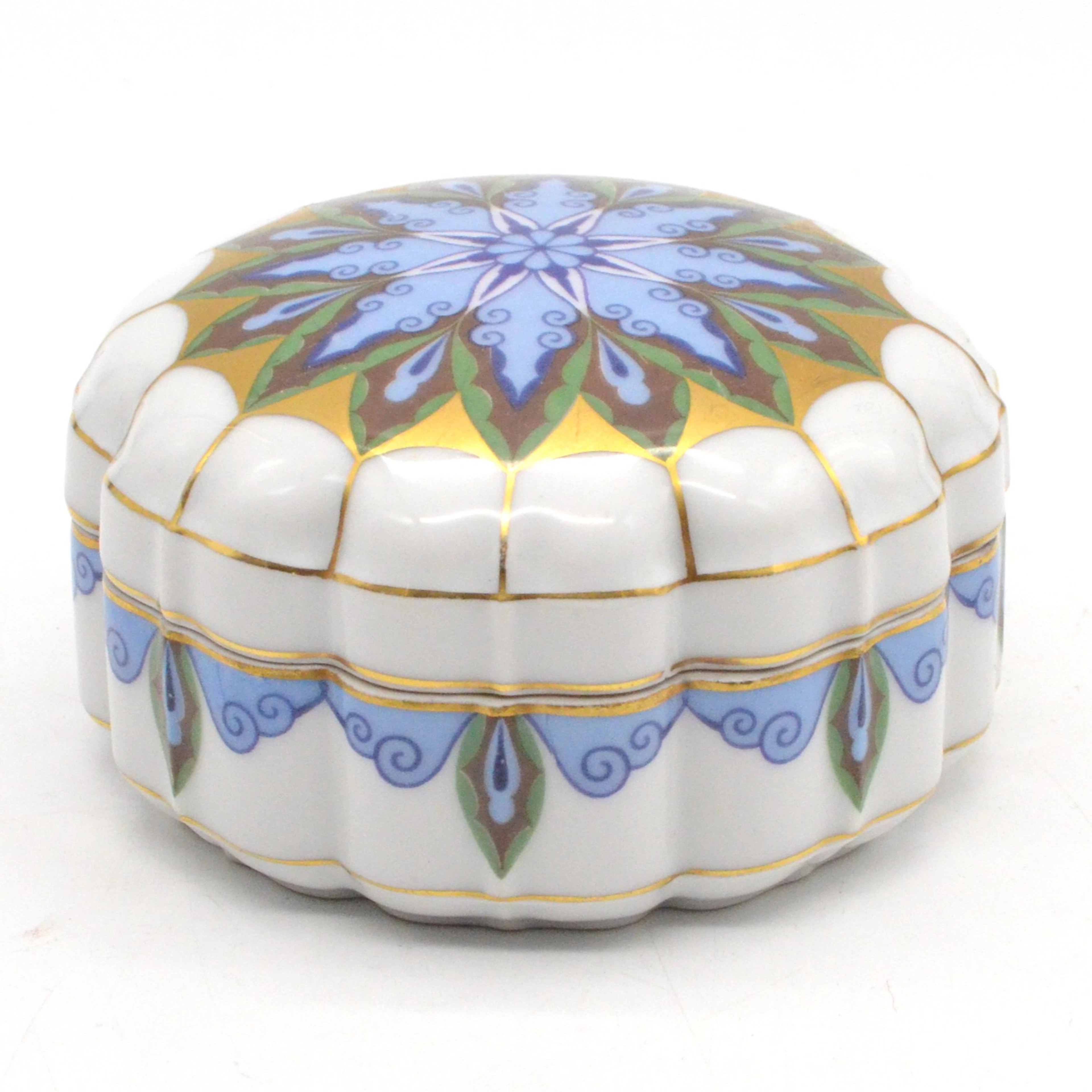 PFEIFFER & LÖWENSTEIN. JUGENDSTIL DOSE , PORZELLAN, FARBIG GEFASST