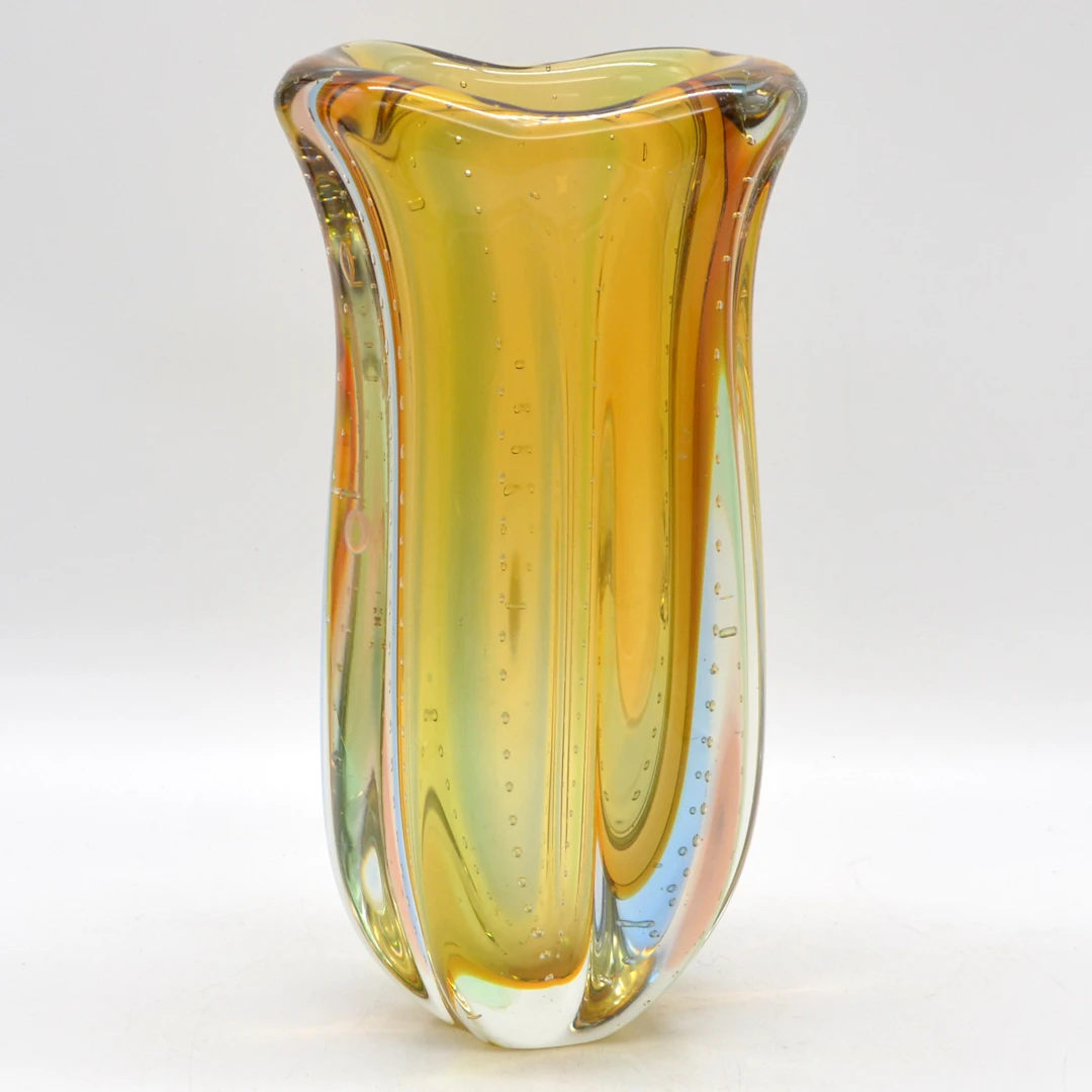 FLAVIO POLI. MURANO DESIGNERVASE, MEHRFACHES STUDIOGLAS MIT KONTROLLIERTEN