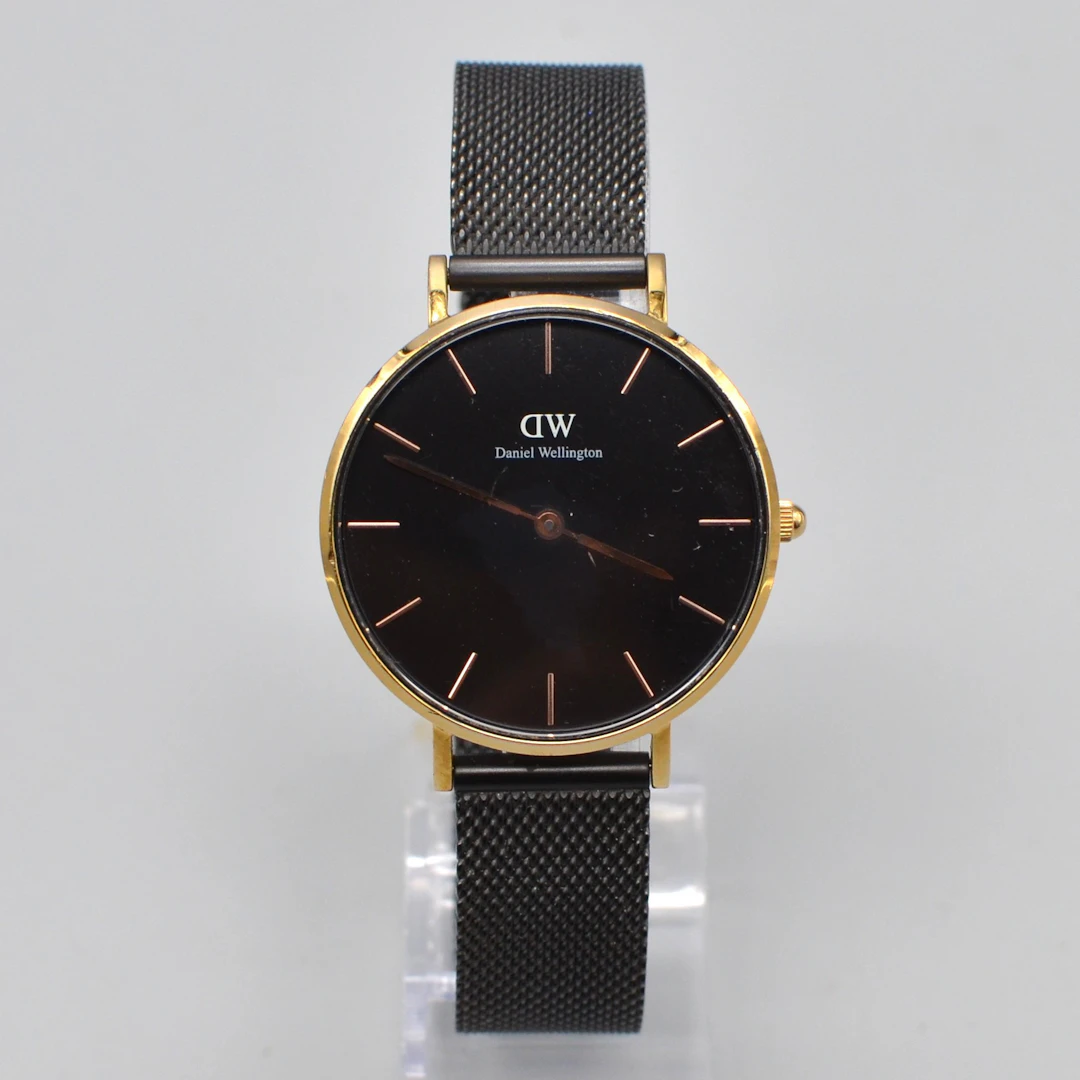 DANIEL WELLINGTON SWITZERLAND. TIMEPIECE, MINIMALISTISCHE DAMENUHR