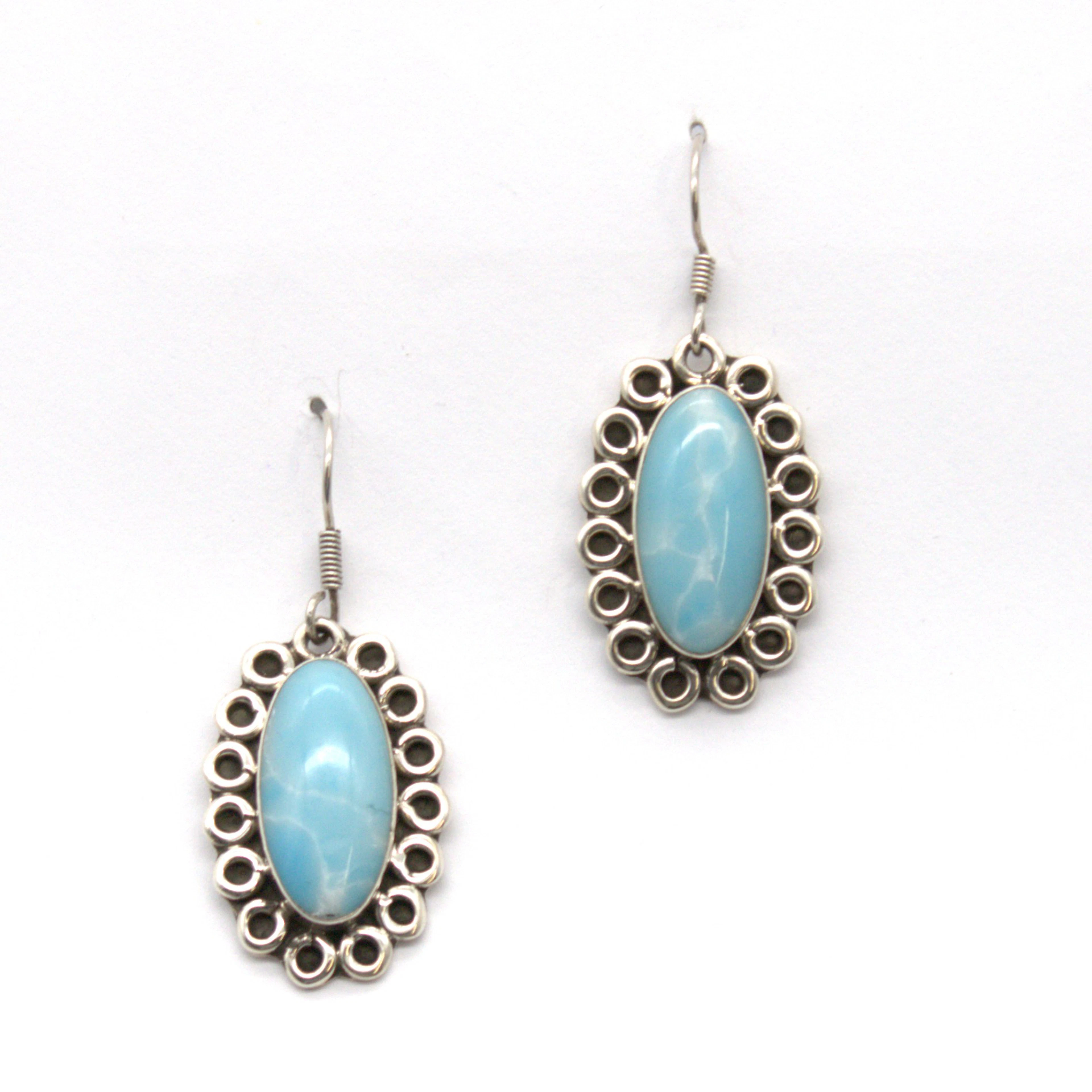 DESIGNER OHRSTECKER IM BOHO-STIL. GEPRÜFT STERLING SILBER 925.