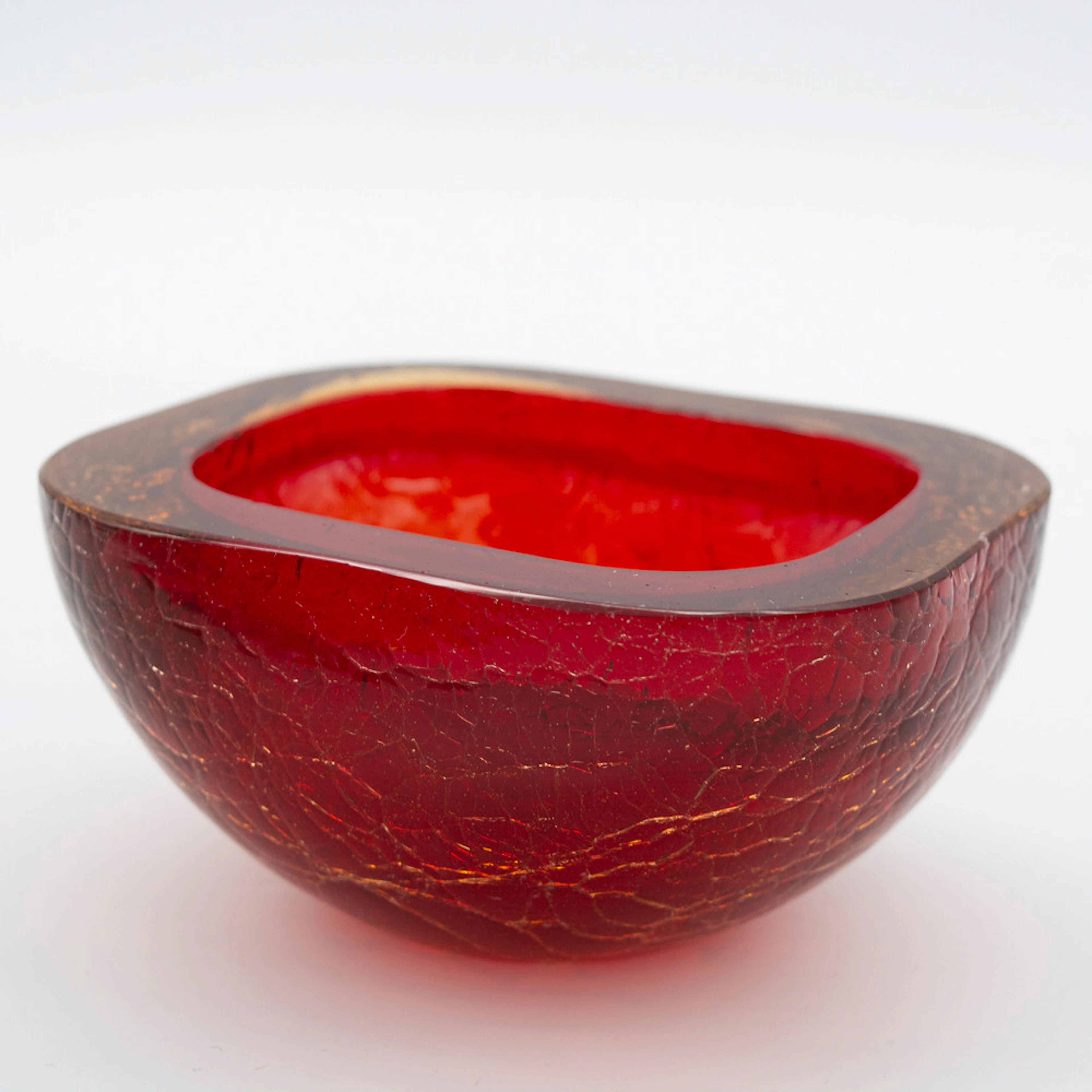 ALFREDO BARBINI. MURANO-GLASSCHALE IN „CRACKED ICE“- BZW. KRAKELEE-OPTIK