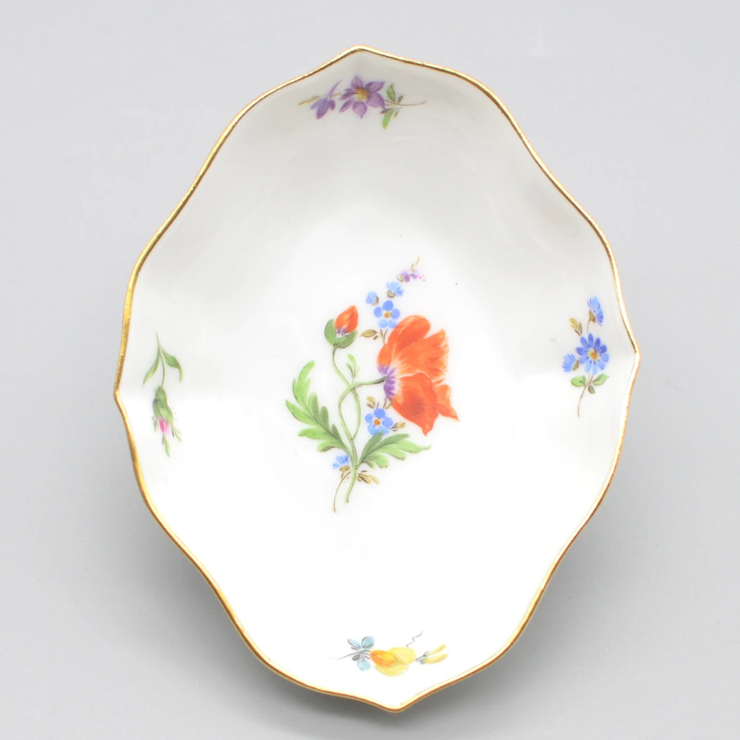 MEISSEN, KLEINE SCHALE, PORZELLAN, BUNTE BLUMEN, MIT GOLDRAND, HANDMALEREI