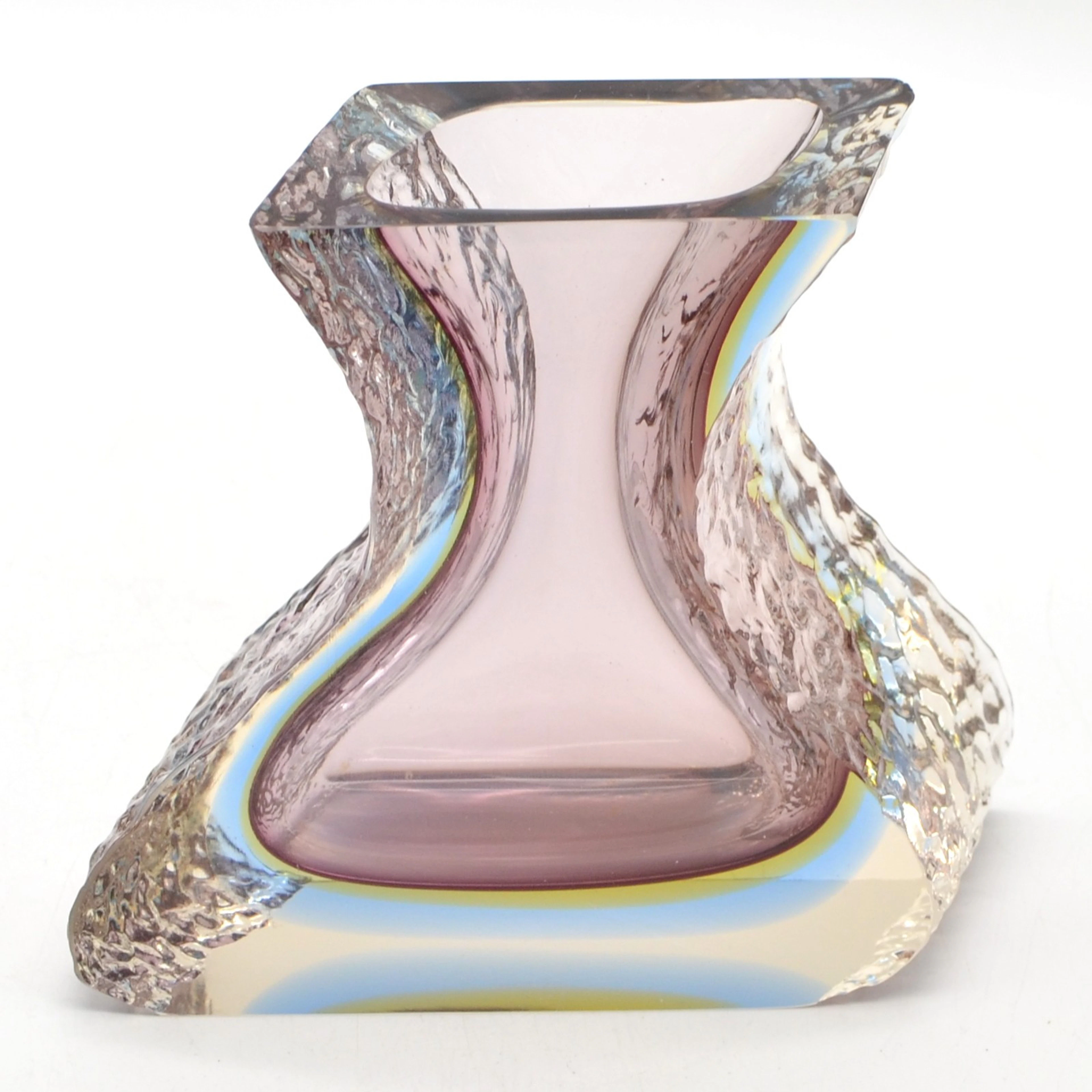 ALESSANDRO MANDRUZZATO. MURANO DESIGNERVASE, STUDIOGLAS, SOMMERSO