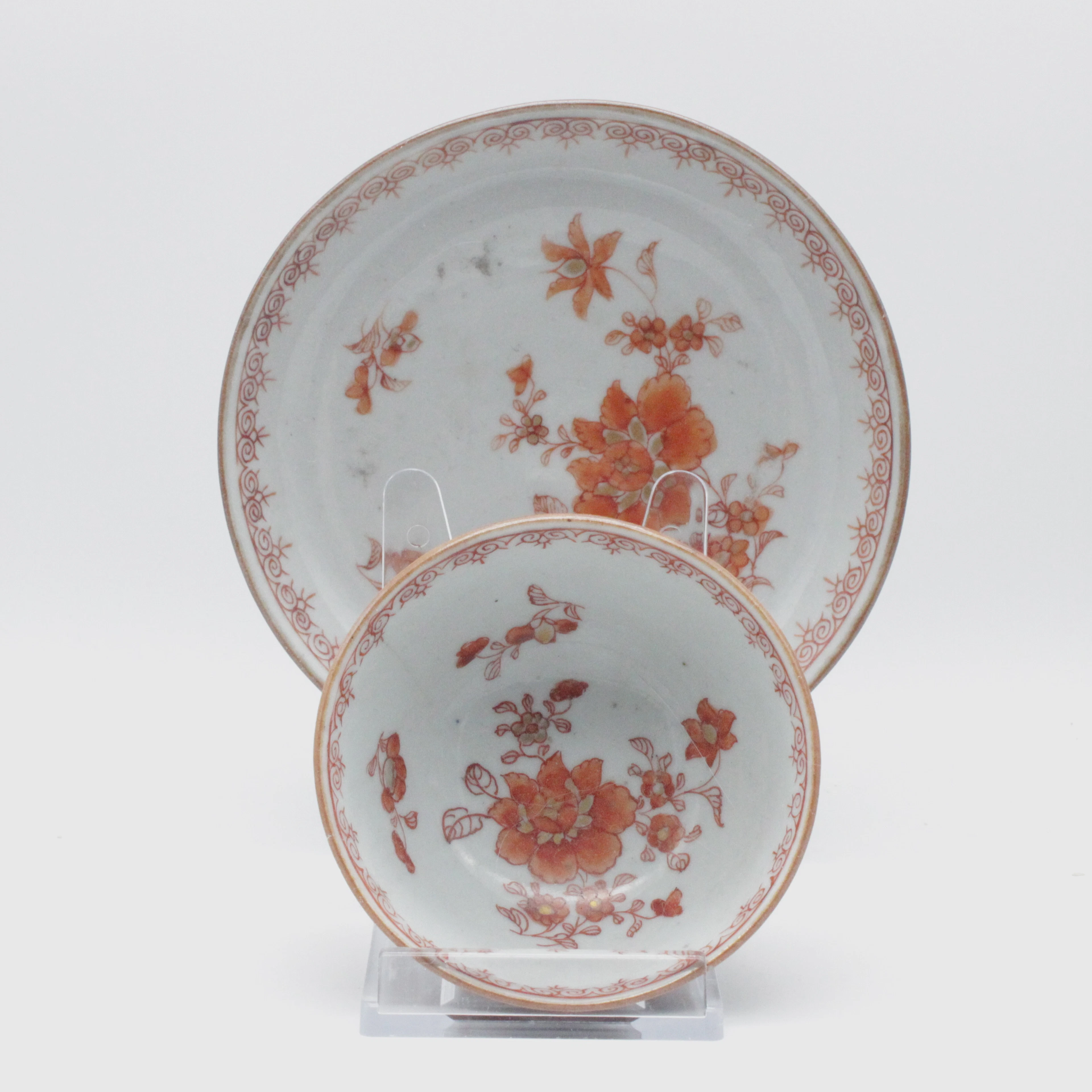 TEESCHALE MIT UNTERTASSE, CHINESISCHES EXPORTPORZELLAN, QING-DYNASTIE