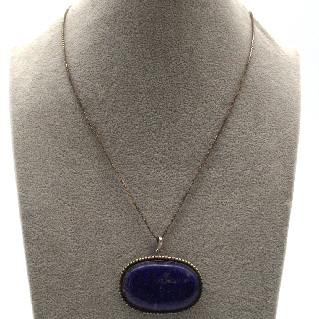 DESIGNER SILBER COLLIER, ANÄNGER LAPISLAZULI GEFASST, GESCHLIFFEN