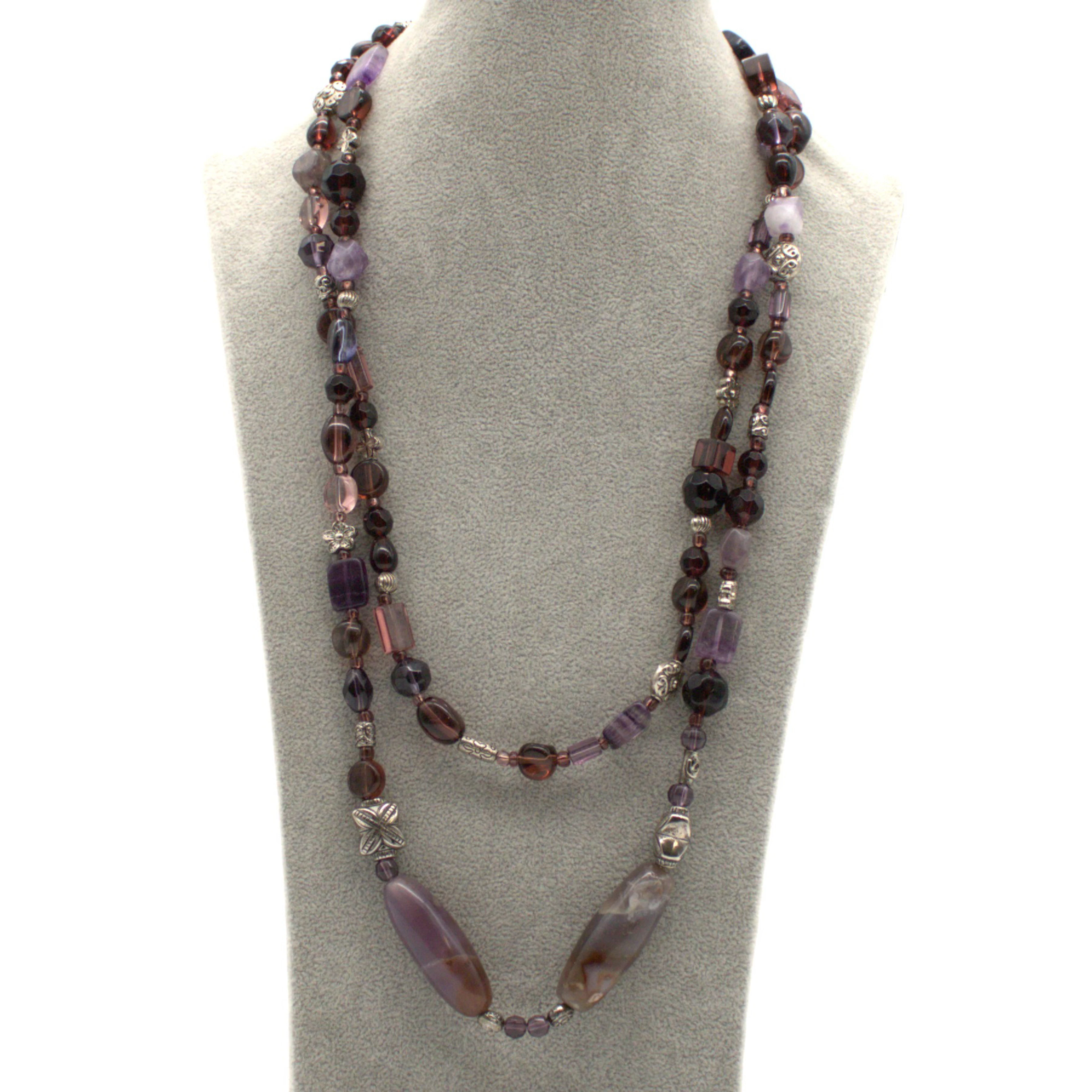 VINTAGE ENDLOS COLLIER IM BOHO STIL MIT MULTIPLEM STEINBESATZ.