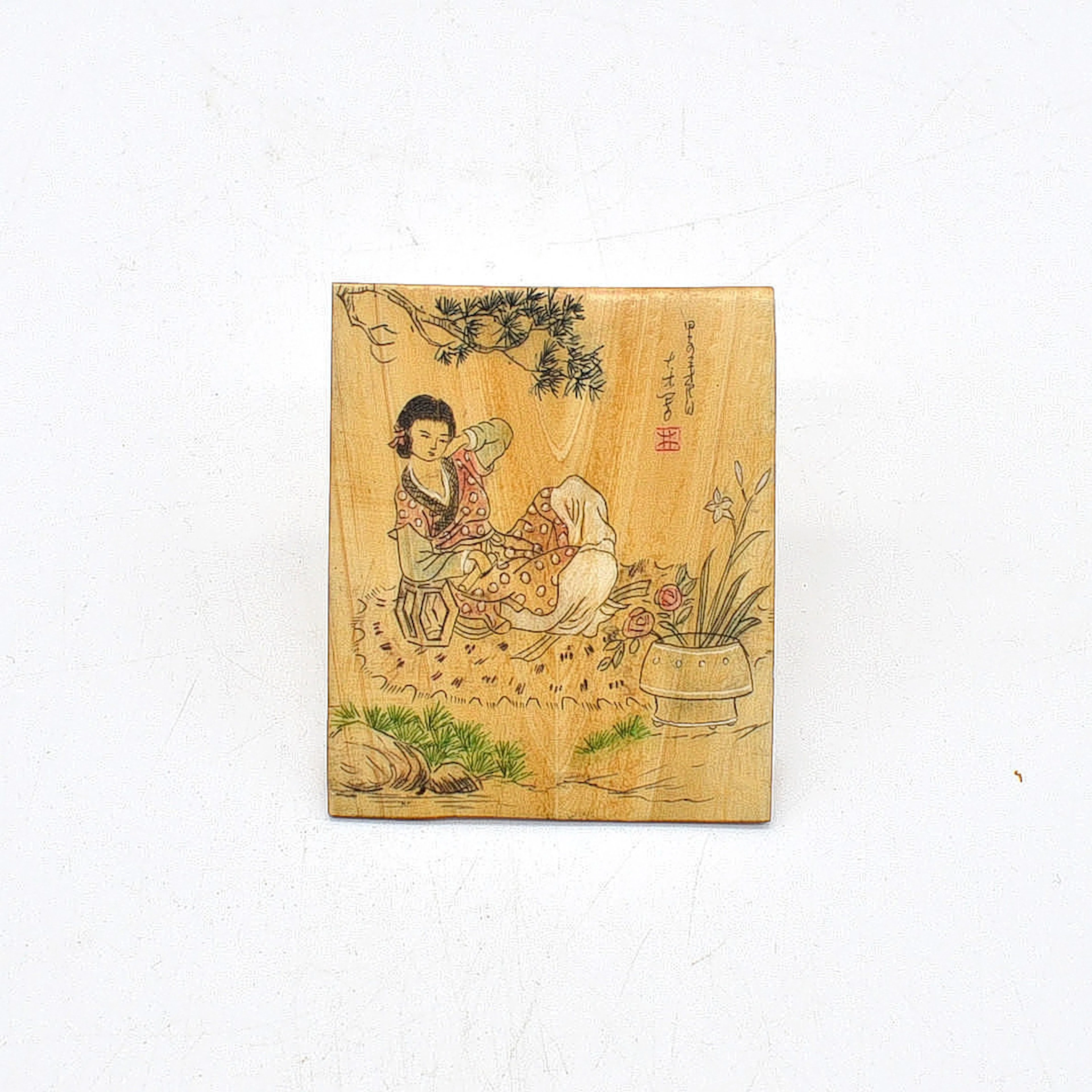 CHINESISCHE KARTE MIT EINER FRAU BEIM PICKNICK, AUS BEIN, UM 1960-1980.