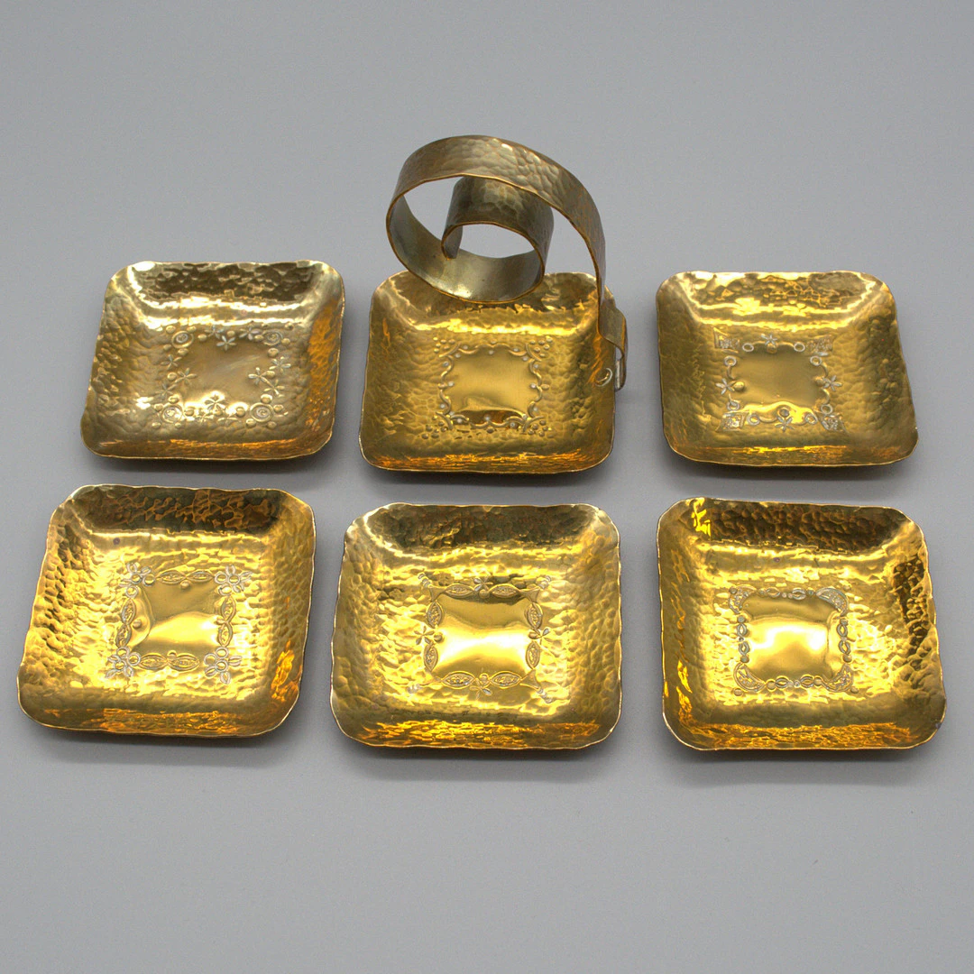 DESIGNER SCHALEN-SET, UNBEKANNTER HERSTELLER, SECHS STÜCK, VERGOLDETER