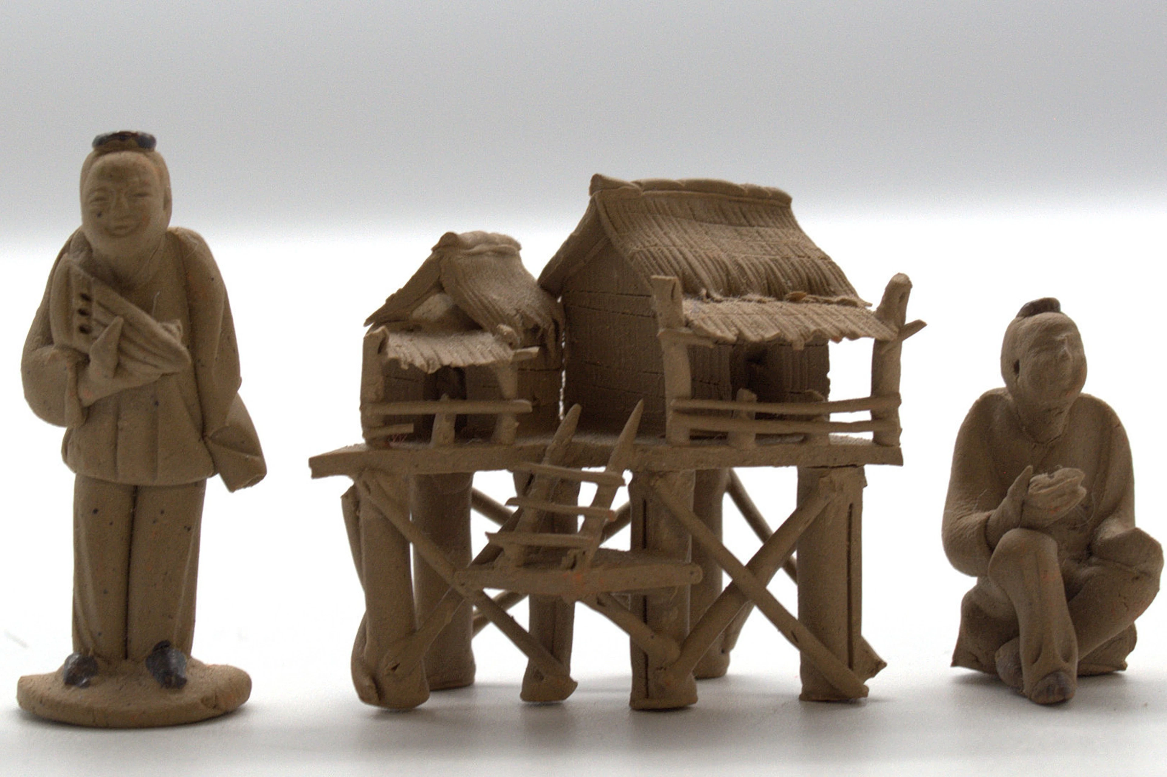 SET AUS DREI CHINESISCHEN MINIATURFIGUREN，HANDGEFERTIGTE VOLKSKUNST
