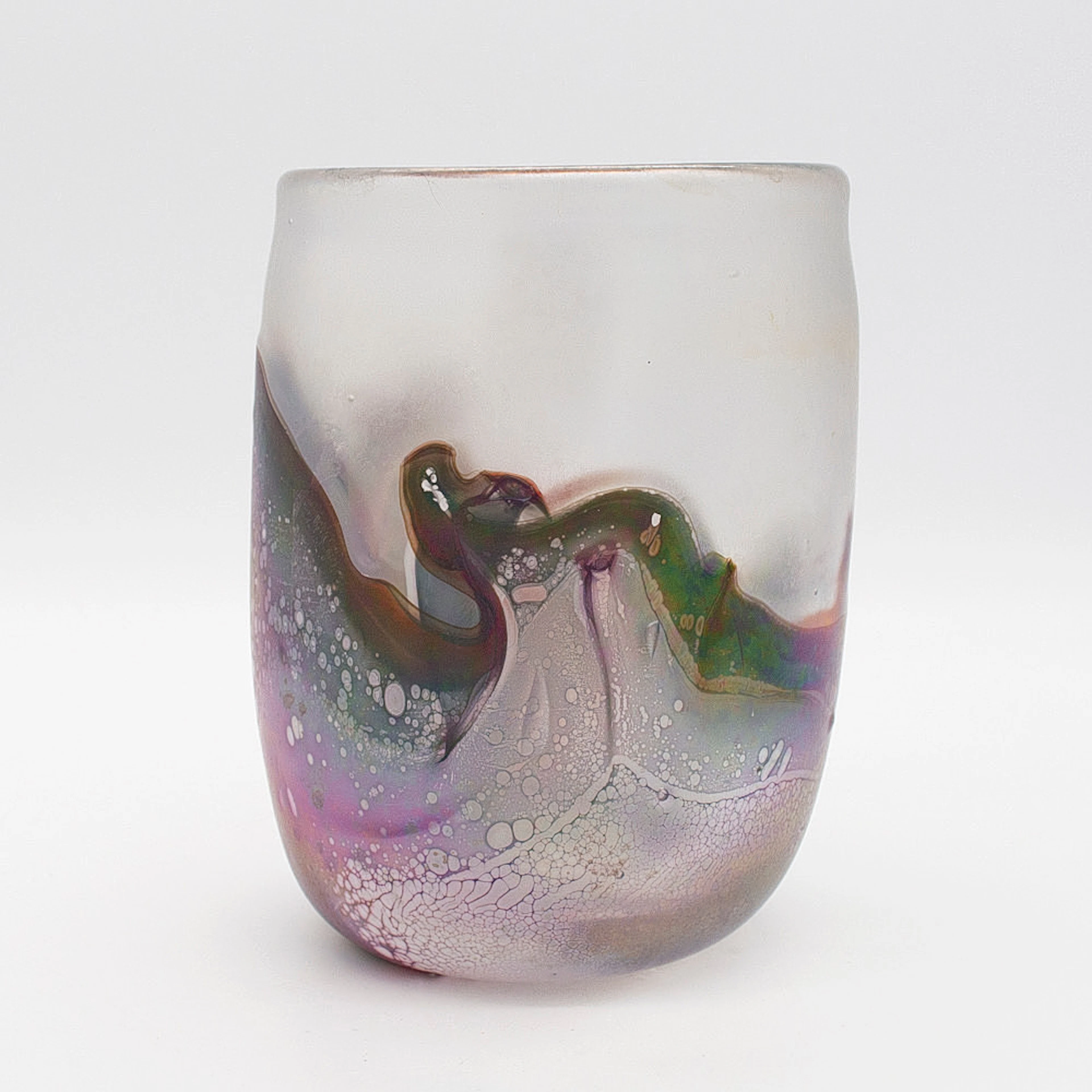 MEHRFARBIGE VASE VON GLASHAUS EDELMANN, AUF DEM BODEN SIGNIERT, HANDGEFERTIGT