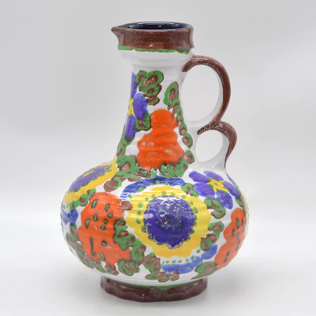 MAREI KERAMIK, DESIGNERKRUG, MODELLNR. 1300, MEHRFARBIGER BLUMENDEKOR