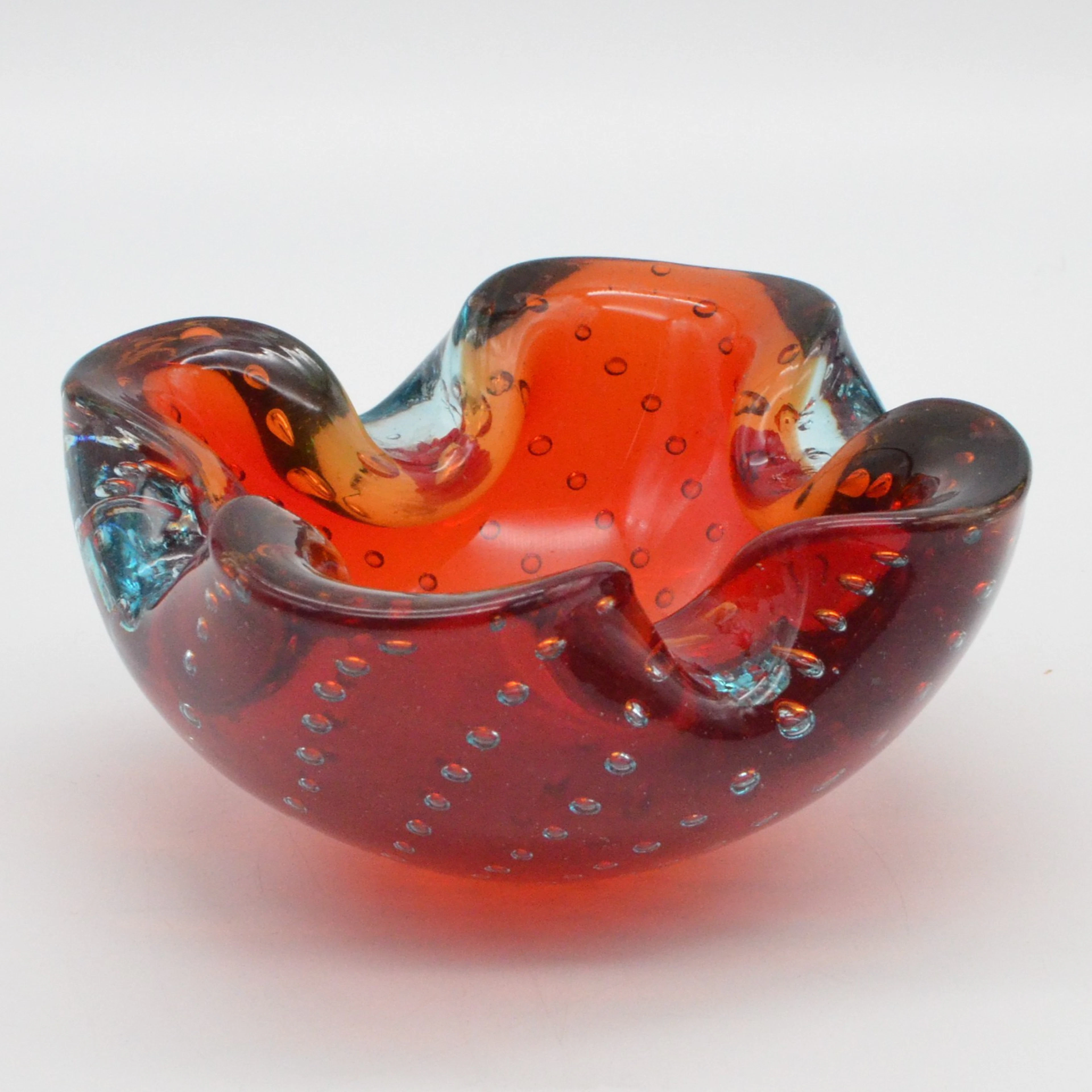 FLAVIO POLI. SCHALE, MURANO GLAS, FÜR SEGUSO, ROT-BLAU-TRANSPARENT