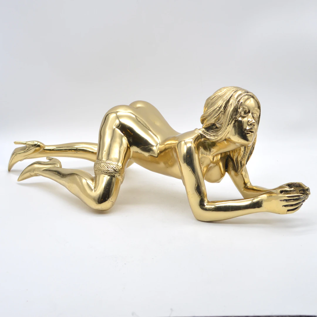 ROBBI JONES (1961). "MADONNA'", KNIENDER DAMENAKT, SKULPTUR, MESSING