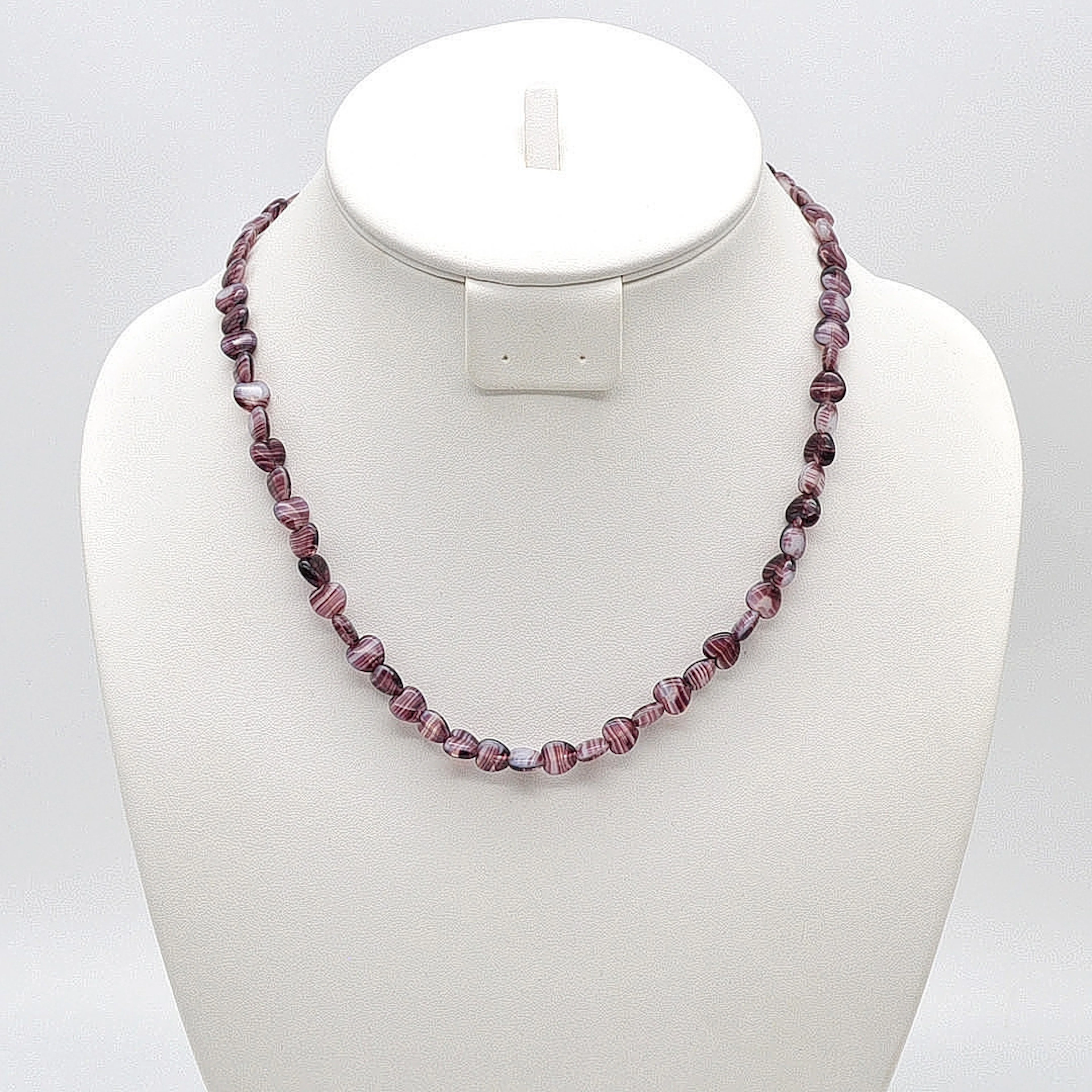 MURANO GLAS COLLIER "LILA HERZEN", VINTAGE, CA. 46CM.