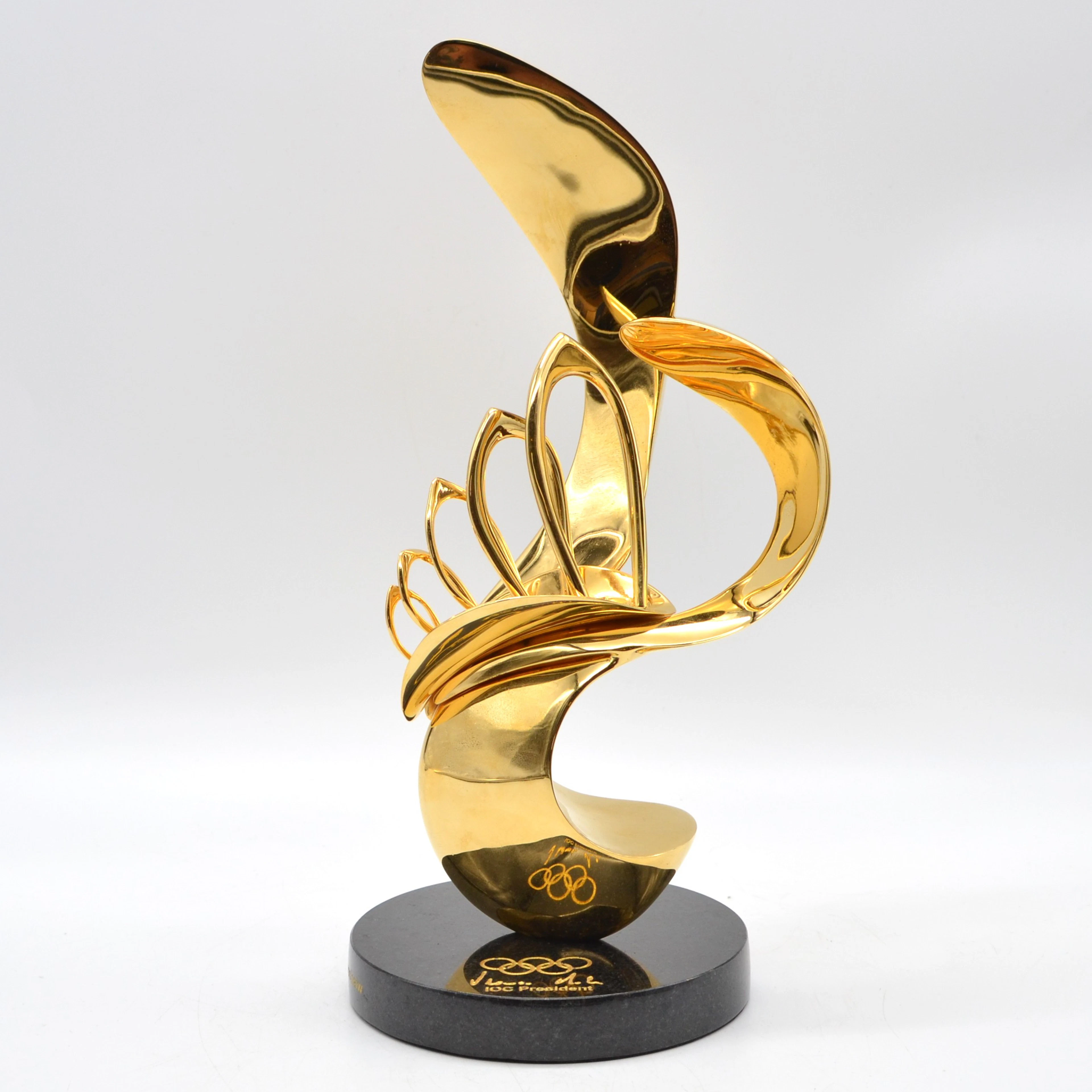 ALEXANDER KRIVOSHEIW (1976). "SKY IS THE LIMIT", IOC PRESIDENT'S TROPHY