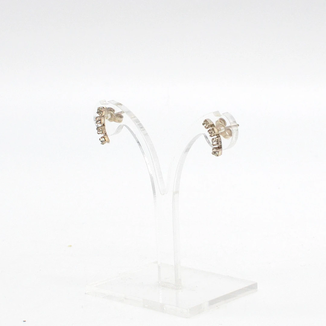 JENS AAGAARD. DESIGNER-OHRSTECKER, 830ER SILBER MIT ZIRKONIA, GESCHWUNGENE