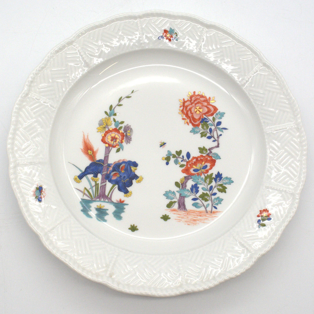 MEISSEN TELLER "FLIEGENDER HUND" / LÖWE, KAKIEMON-MALEREI, 1. WAHL