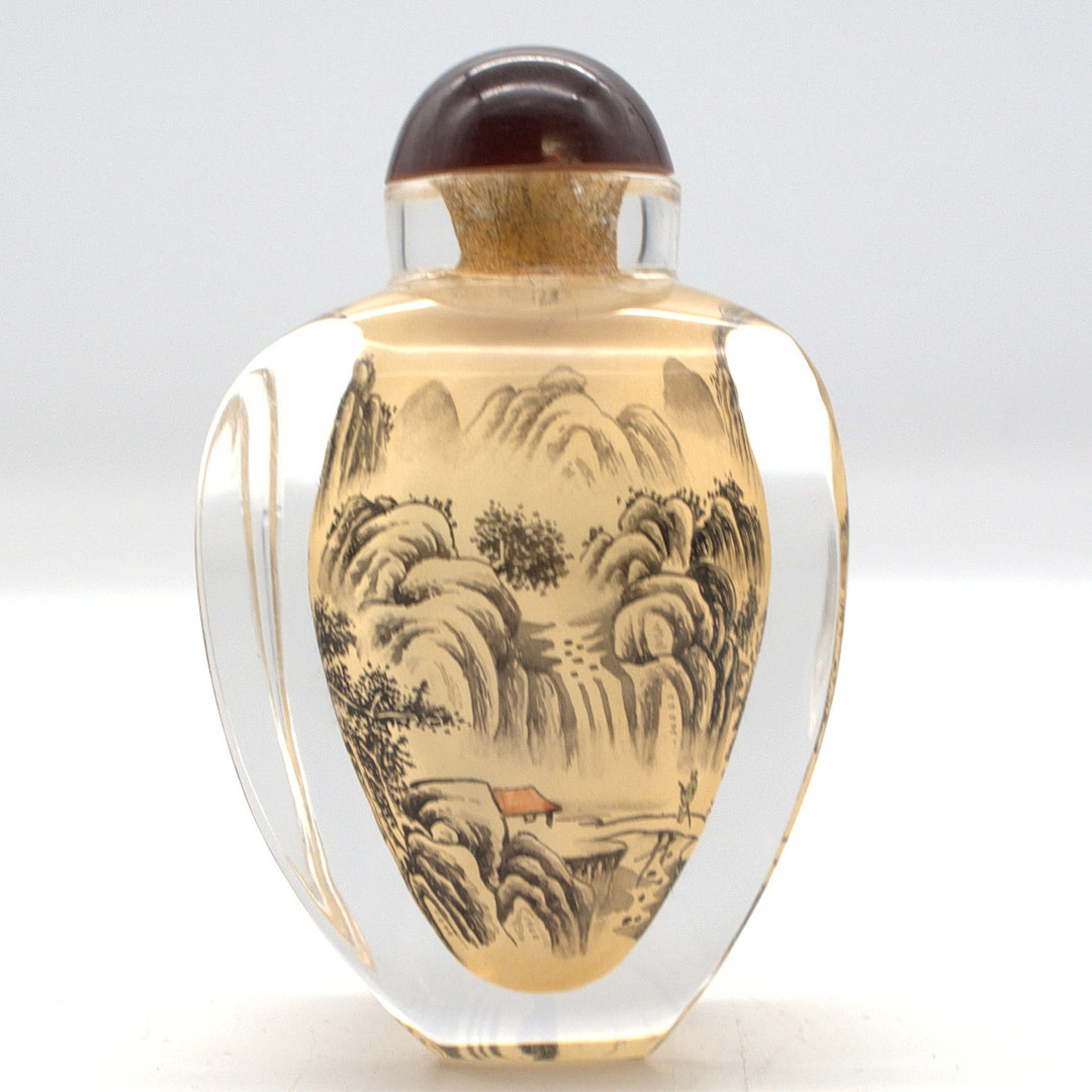 CHINESISCHE GLAS-SNUFFBOTTLE, MIT LANDSCHAFTSMOTIV, 20. JAHRHUNDERT.