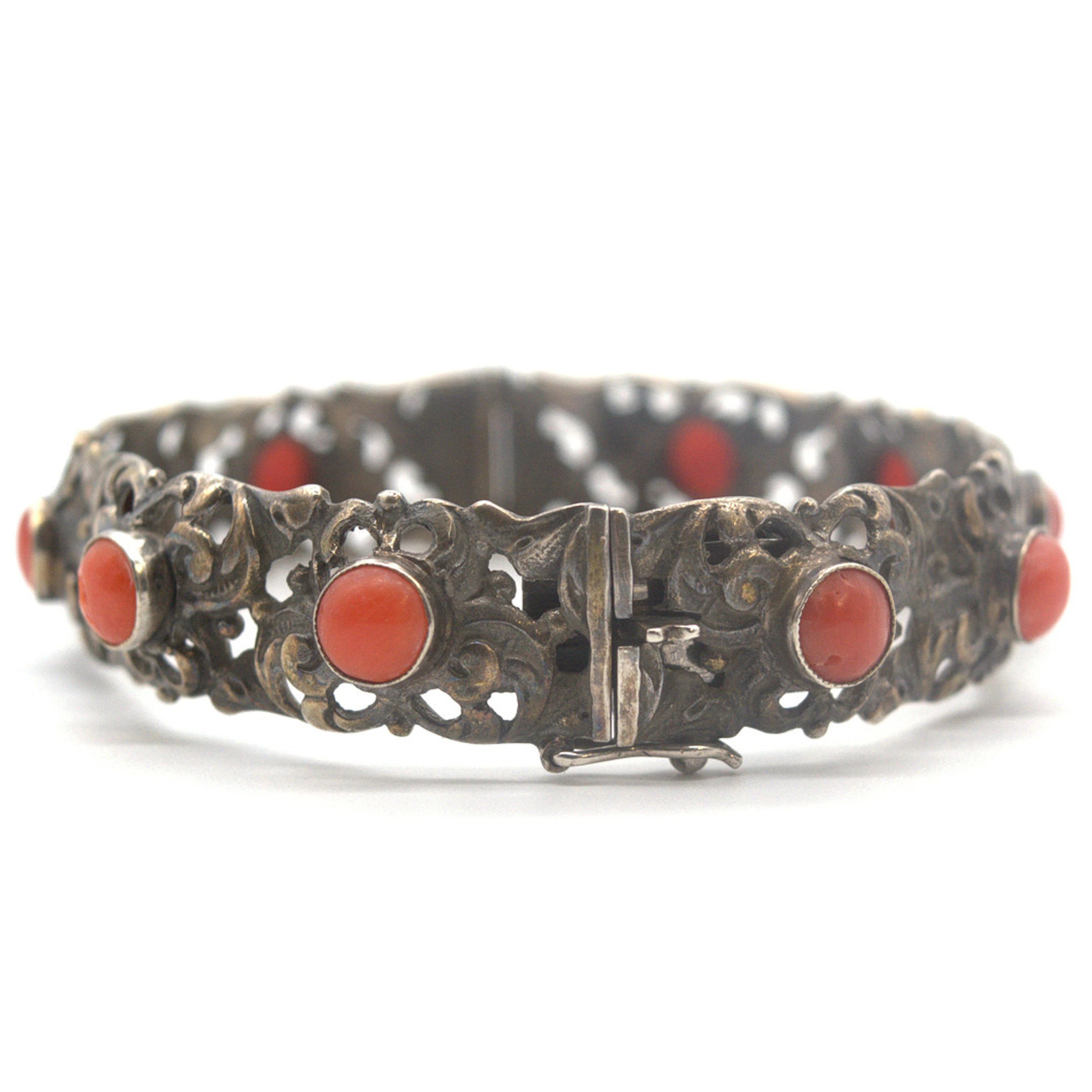 ART DÉCO 835ER SILBER ARMREIF, BESETZT MIT 10 KORALLEN CABOCHONS