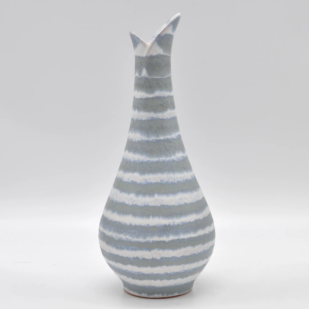CARSTENS TÖNNIESHOF. BAUCHVASE, KERAMIK, GRAU-WEISS, NR. 47225, DEUTSCHLAND