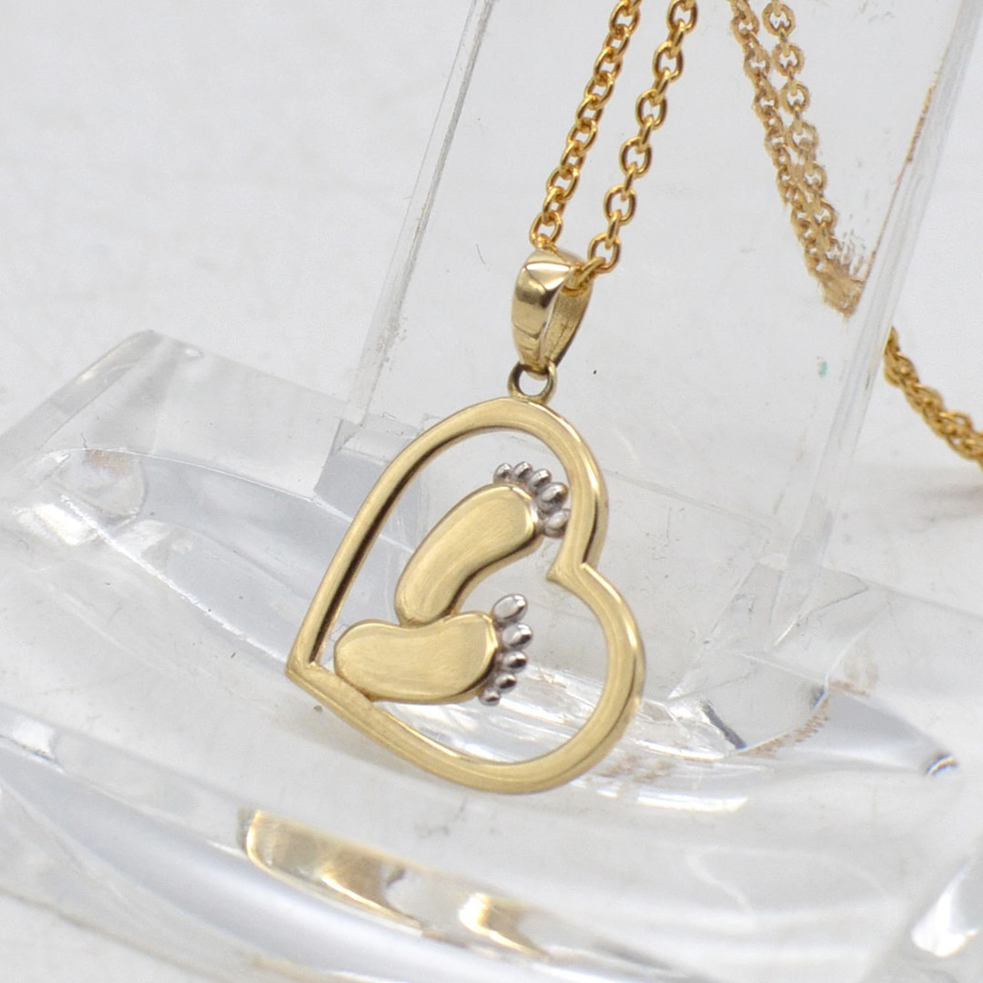 DESIGNER COLLIER DER MARKE SIERSBØL, ANHÄNGER 8 KARAT GOLD, HERZ MIT