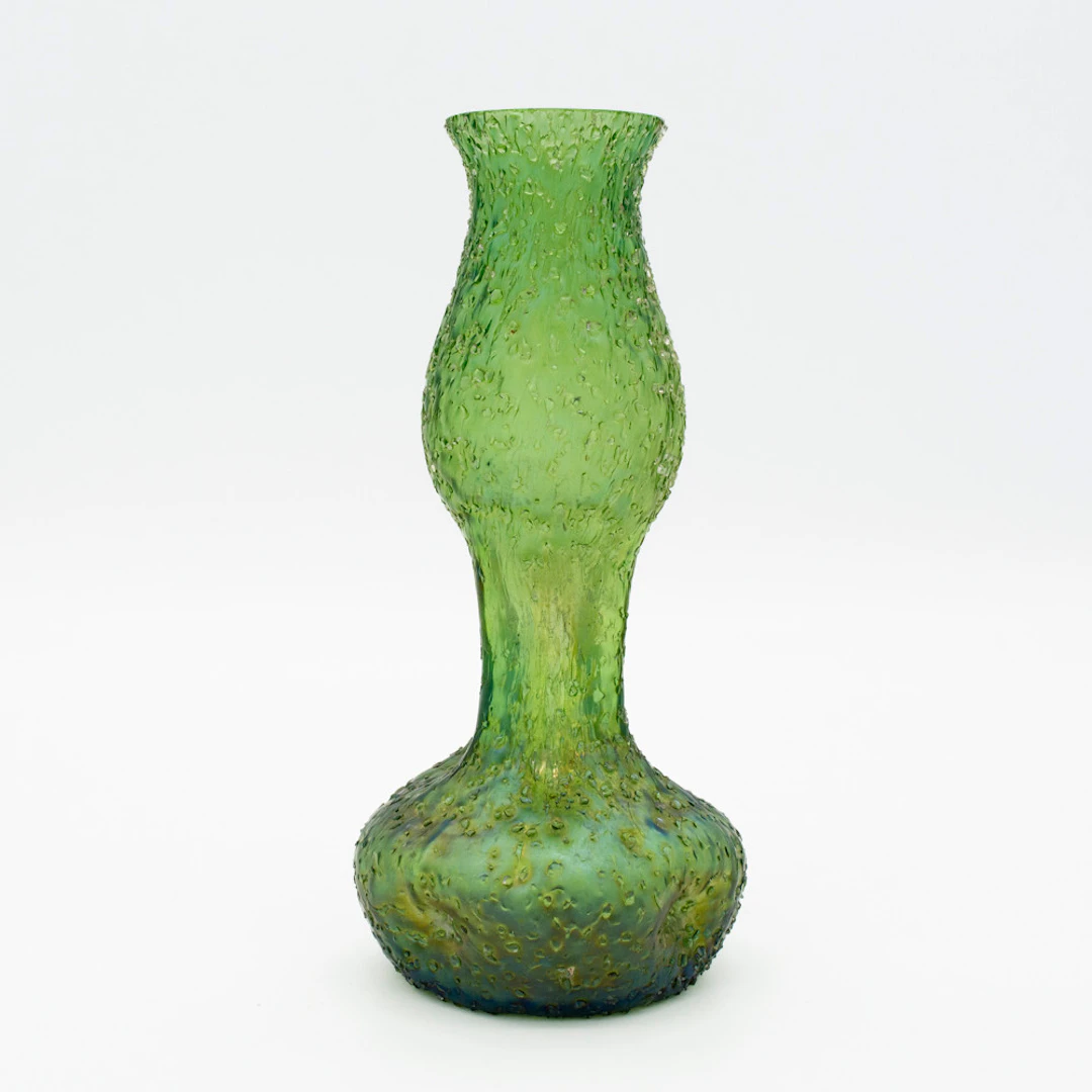 GRÜNE GLASVASE VON DER GLASFABRIK ELISABETH, ÜBERFANGEN VON EINER