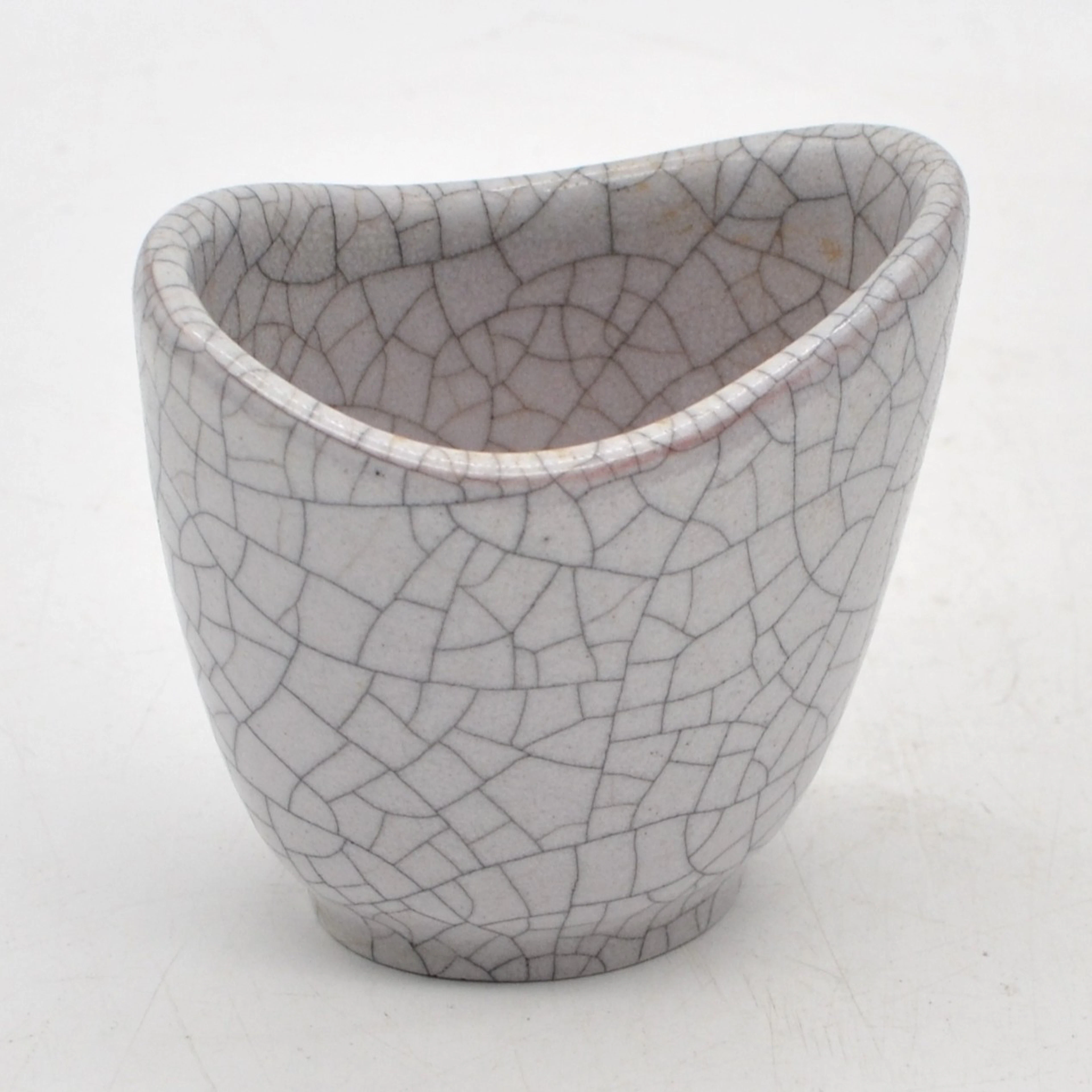 FRIDEGART GLATZLE (1920-2015). KARLSRUHER MAJOLIKA, DESIGNERVASE