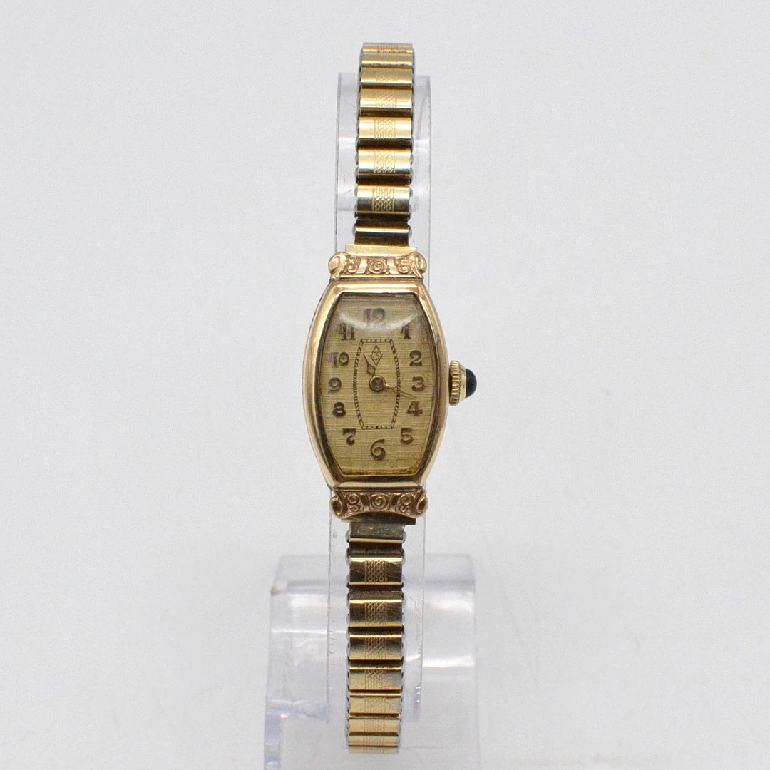 ZENTRA, ART DECO DAMENARMBANDUHR, TONNENFÖRMIGES GEHÄUSE AUS 20 MIKRONS