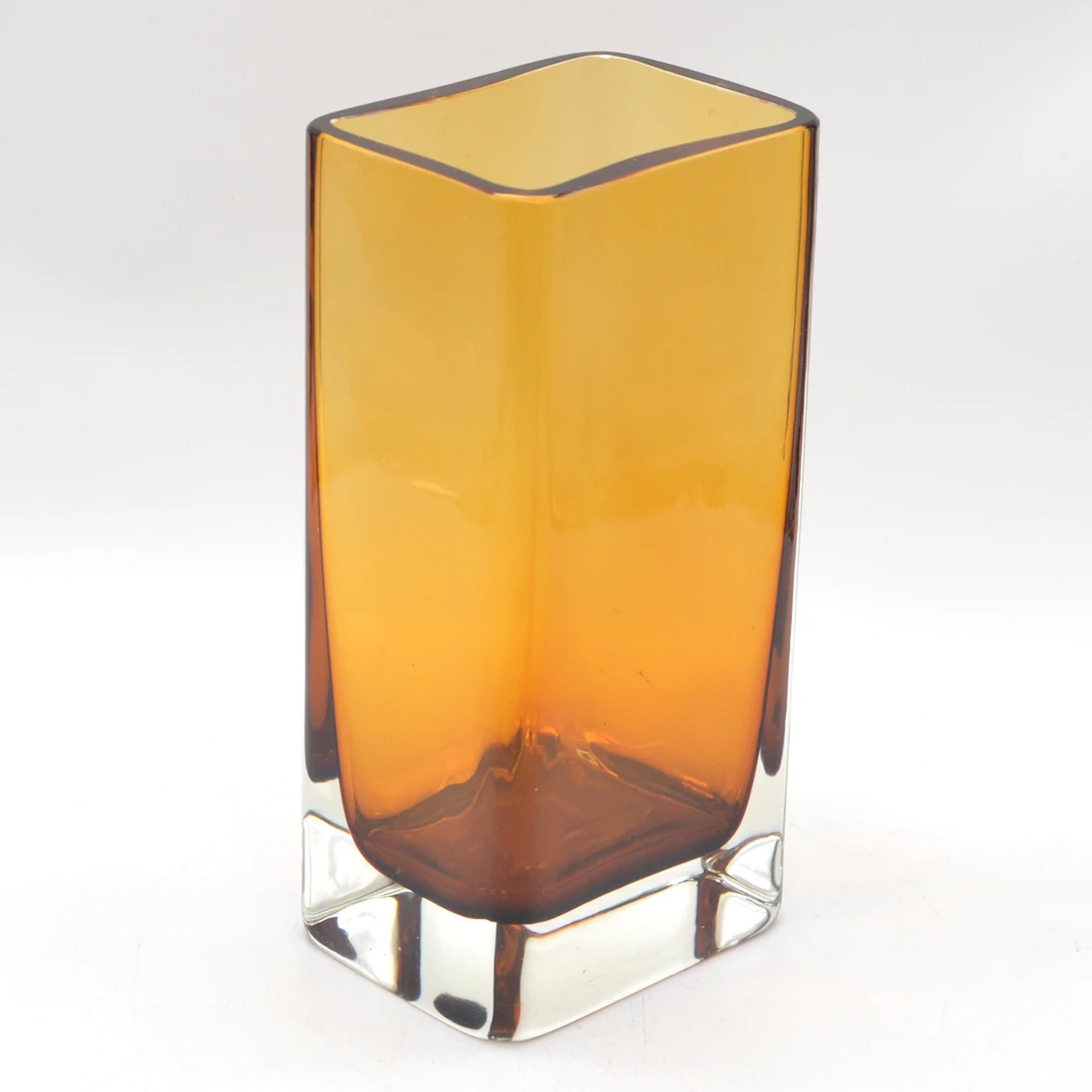 GINO CENEDESE. MURANO DESIGNERVASE, STUDIOGLAS, BERNSTEINFARBE, SOMMERSO