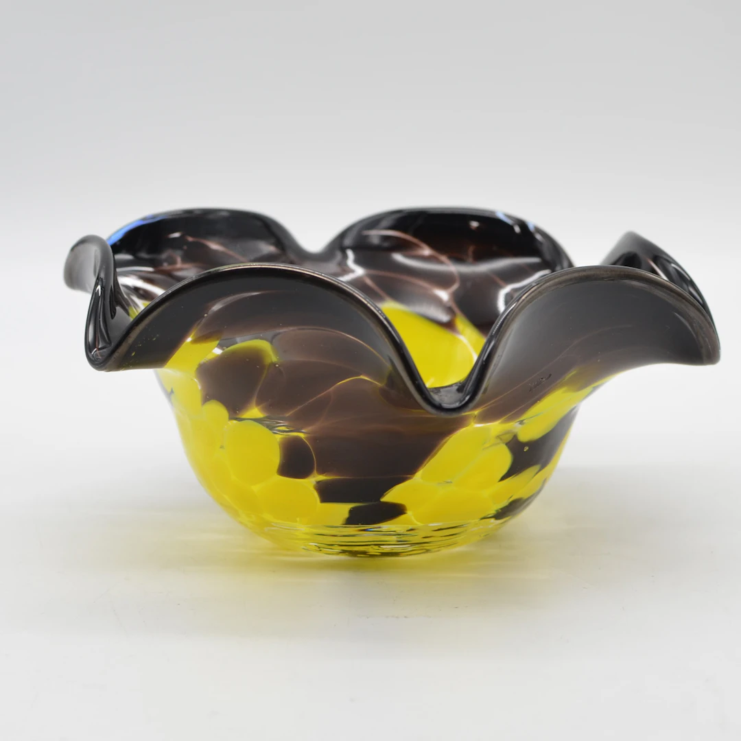 MURANO DESIGNERSCHALE, STUDIOGLAS, KONFETTI-TECHNIK, ITALIEN, UM 1950.