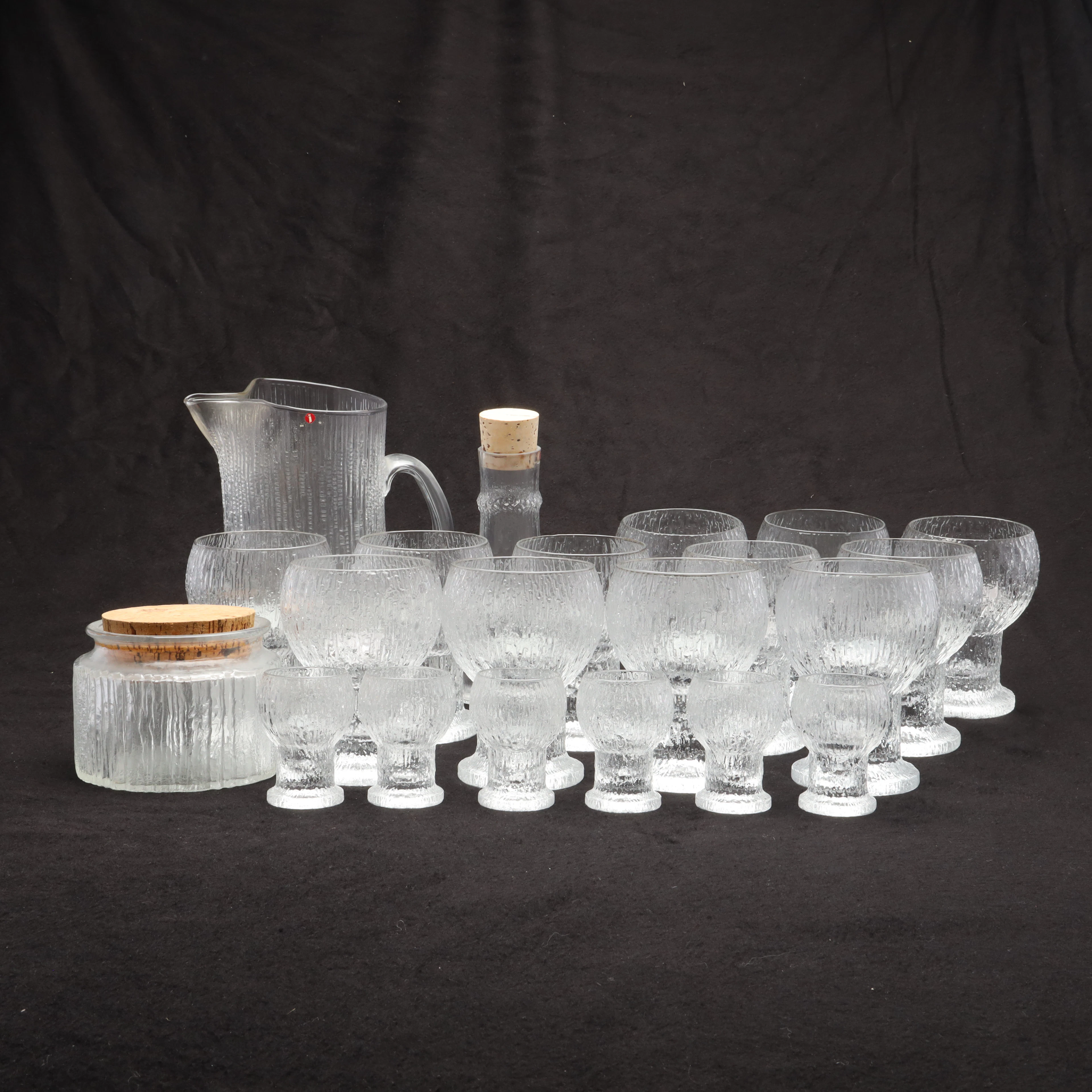GLAS Iitala olika modeller Tapio Wirkala och Timo Sarpaneva.
