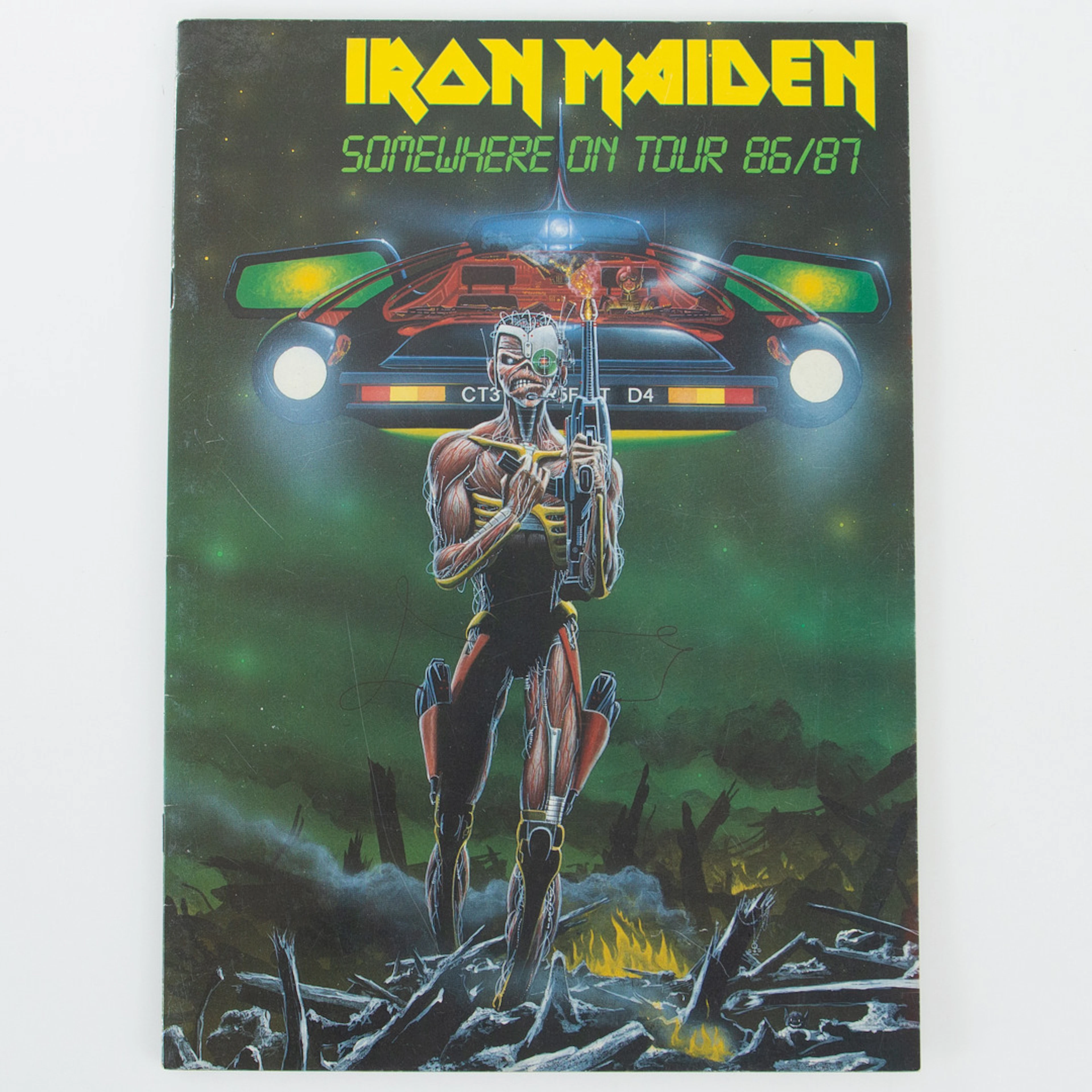 IRON MAIDEN FOTO/TURNÉPROGRAM, SOMEWHERE ON TOUR 86/87.