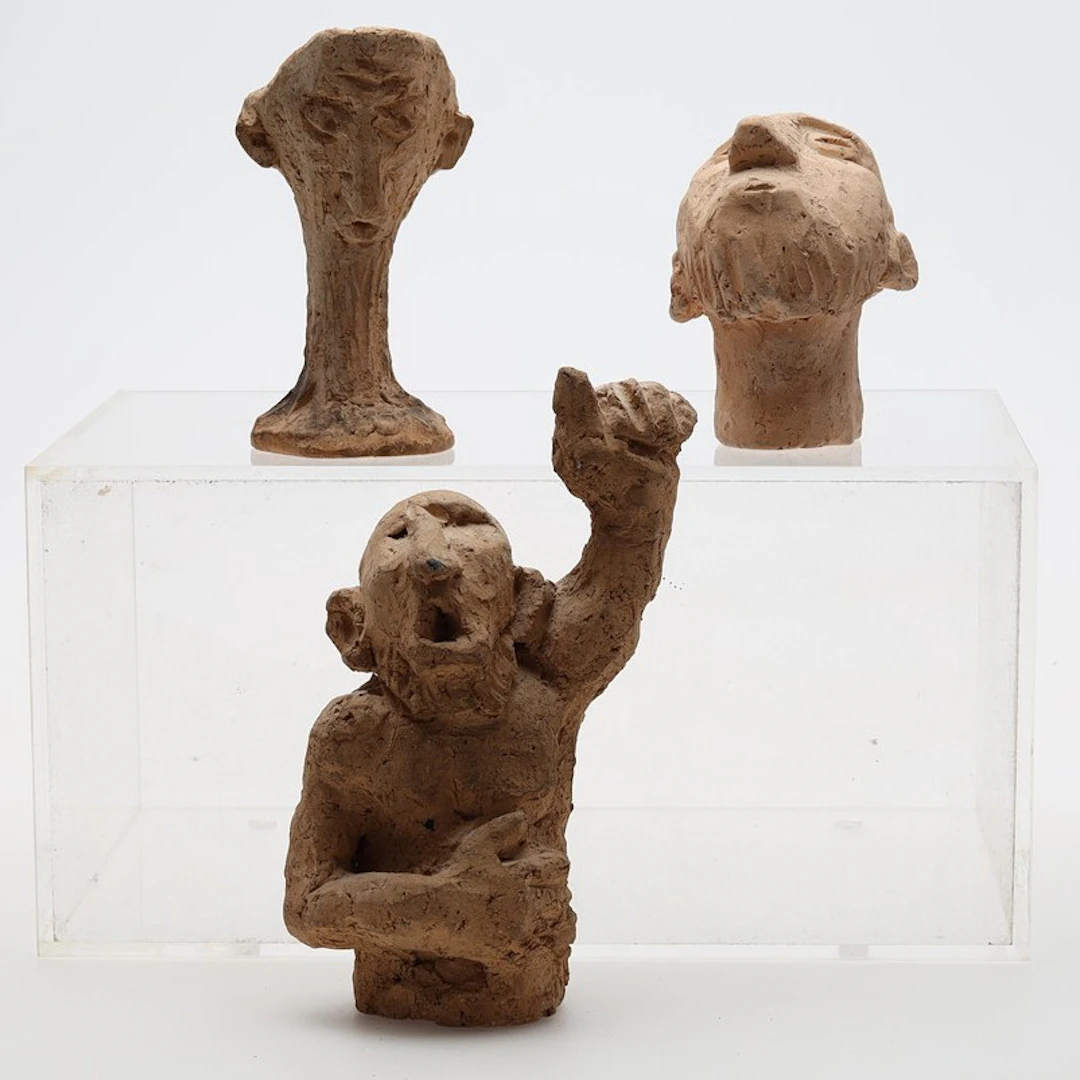 ÅKE HOLM. SKULPTUR, Lergods 3 st.