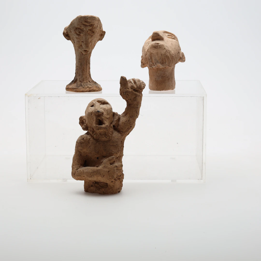 ÅKE HOLM. SKULPTUR, Lergods 3 st.