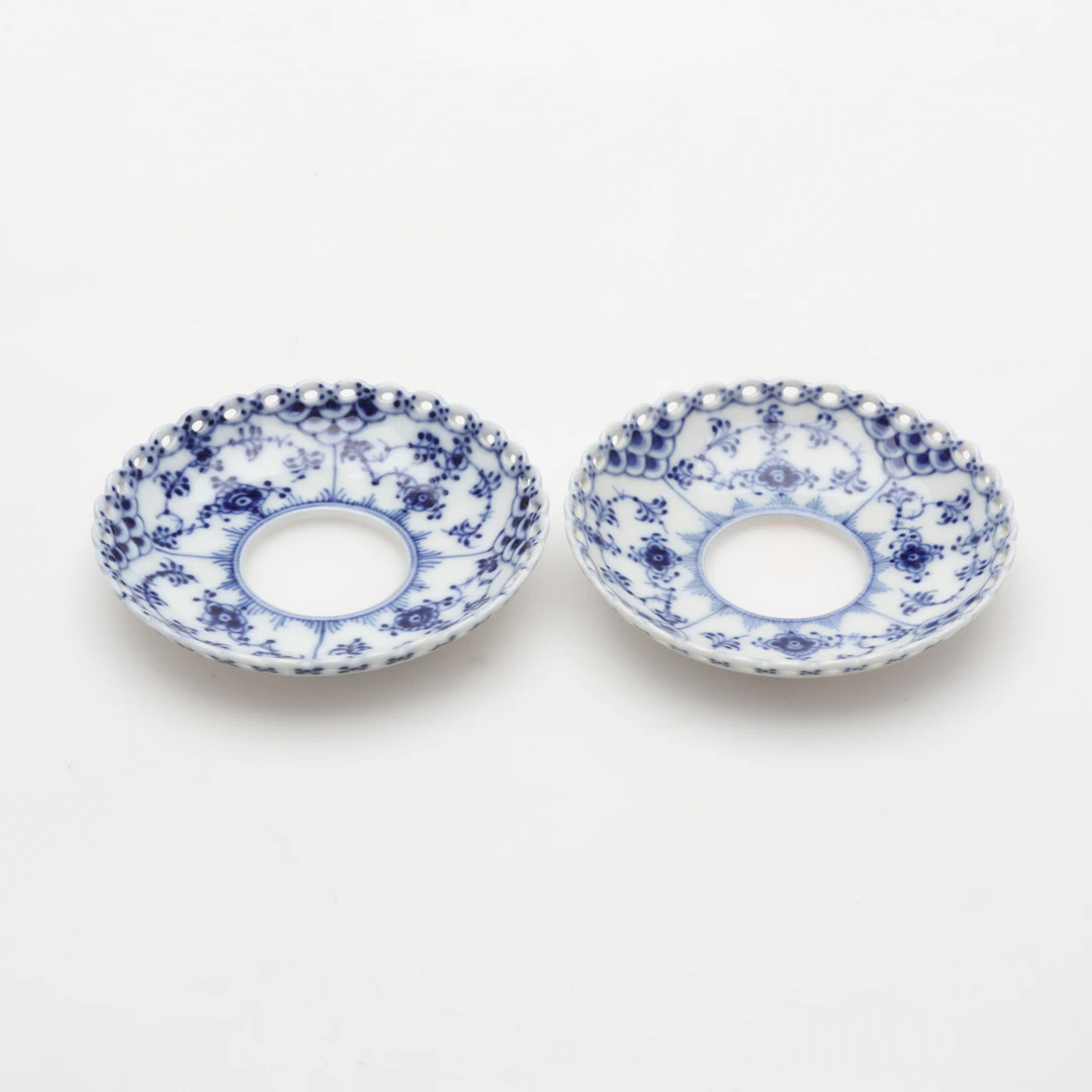 LJUSMANCHETTER, 2 stycken, musselmalet, nr. 1009, Royal Copenhagen, Danmark.