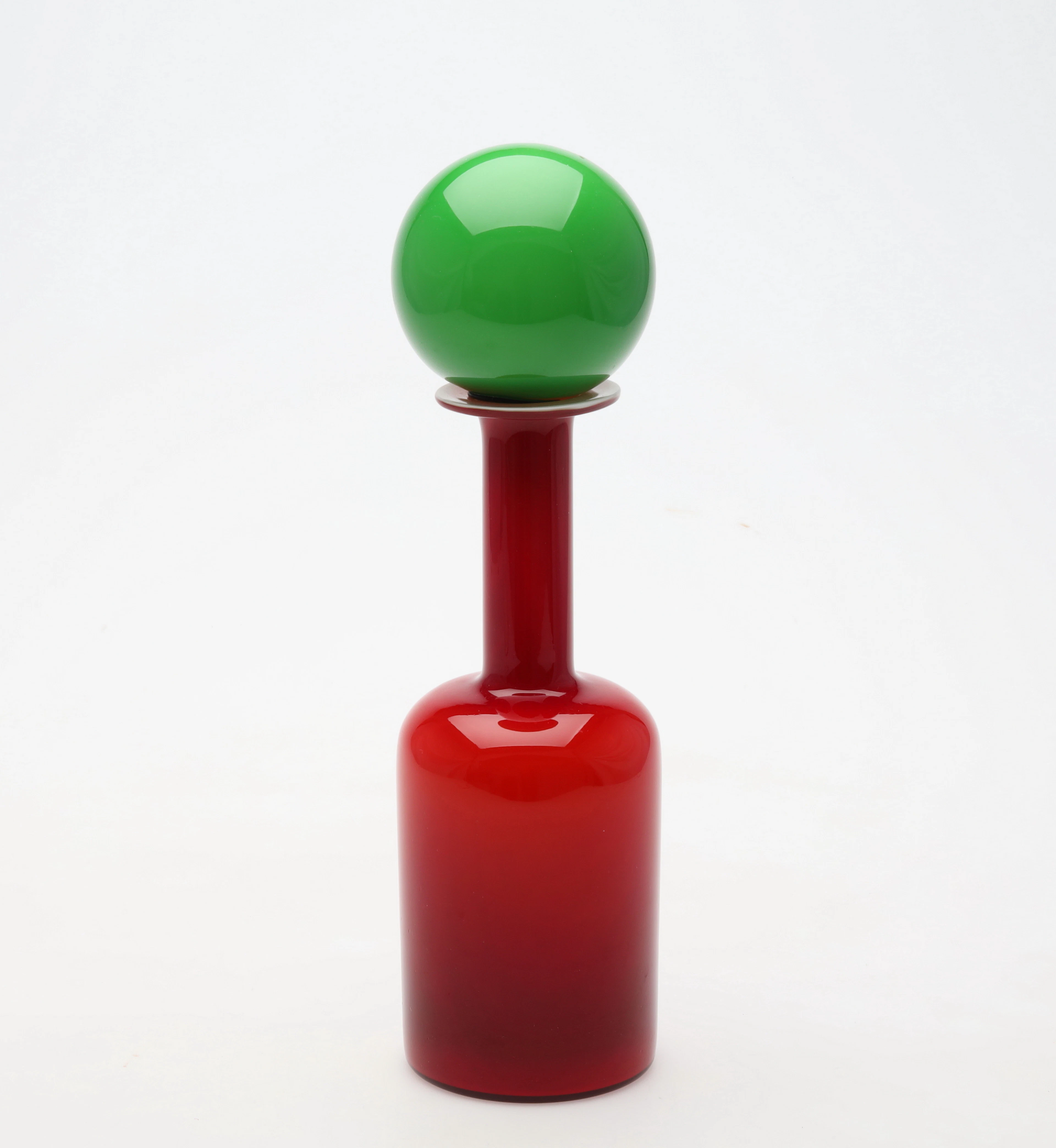 OTTO BRAUER. FLASKA MED PROPP, glas Holmegaard, Danmark.