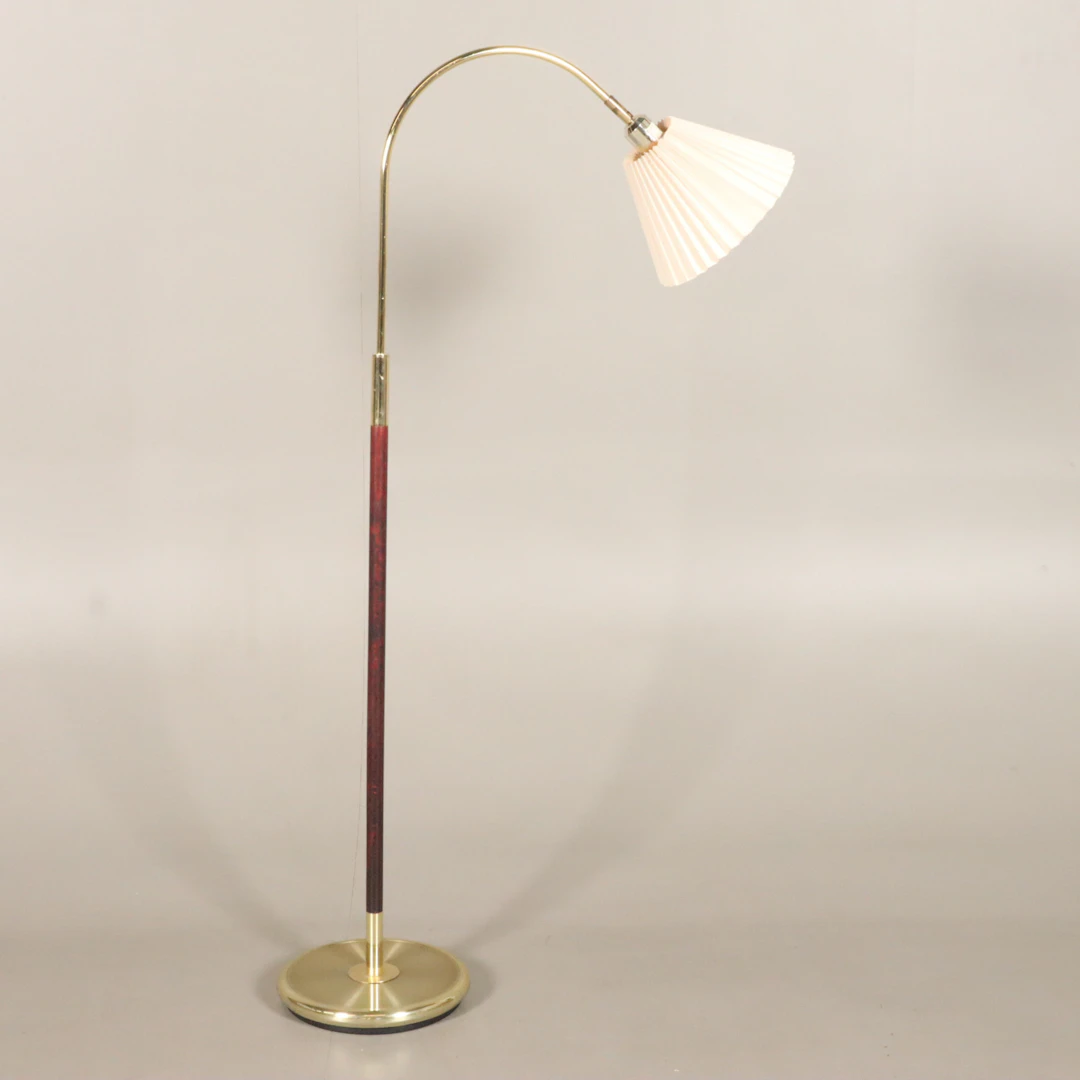 GOLVLAMPA, Belysia.