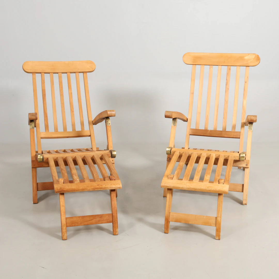 DÄCKSTOLAR 1 par Royal Teak, Scandinavia med dynor.
