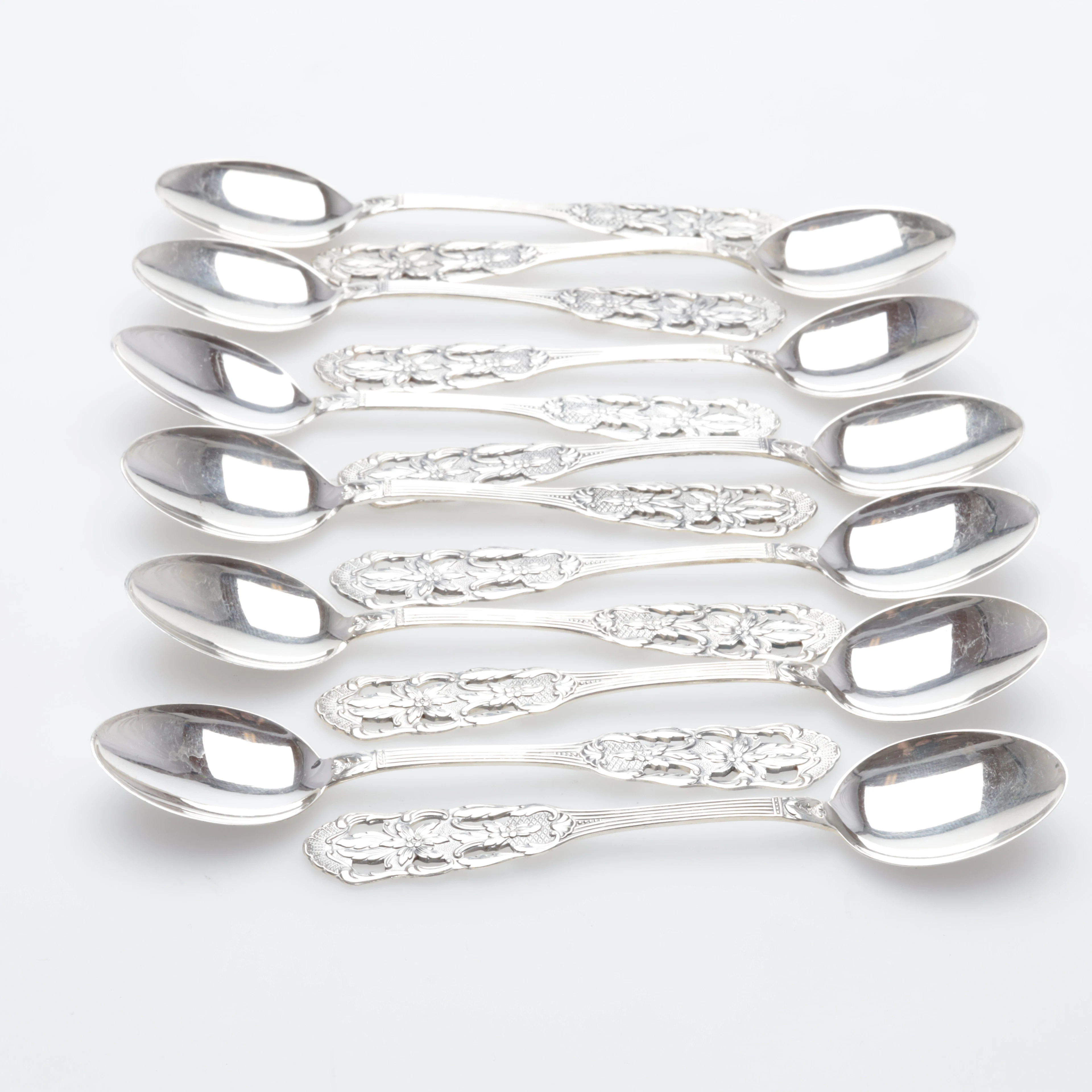 KAFFESKEDAR 12 stycken silver vikt ca 93 gram.
