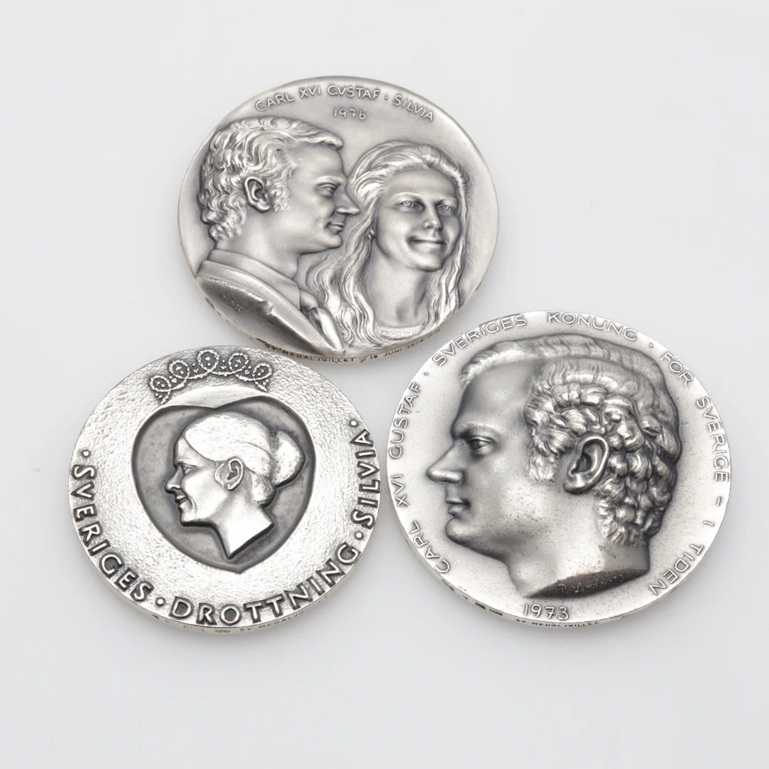 3 MEDALJER, silver, kung Carl XVI Gustaf och drottning Silvia vikt