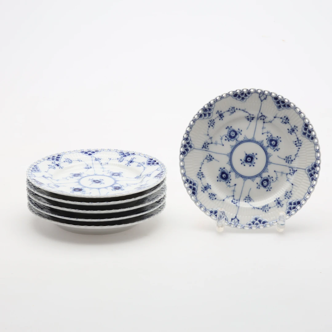ASSIETTER 6 stycken, musselmalet, nr 1087, Royal Copenhagen, Danmark.