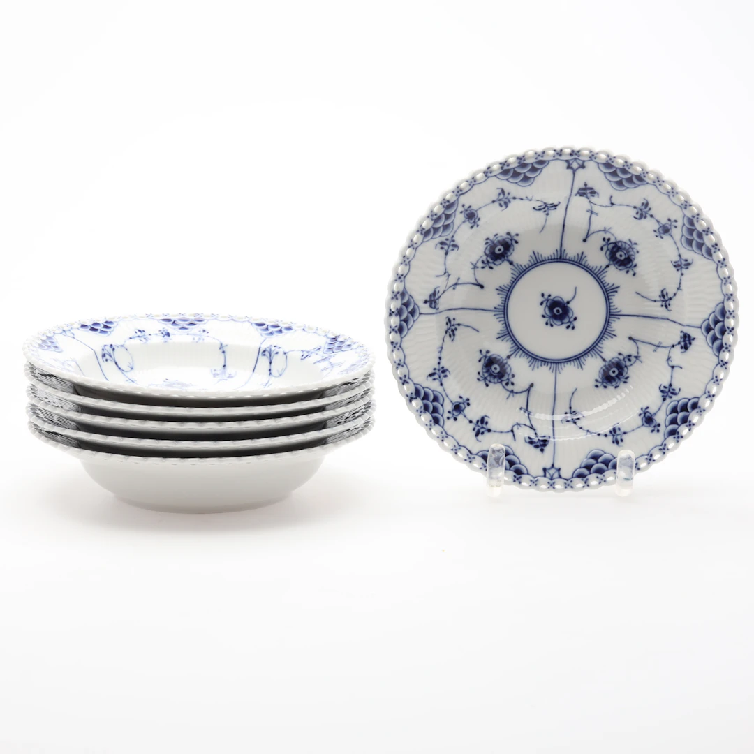 TALLRIKAR , djupa 6 st Musselmalet, Royal Copenhagen Danmark.