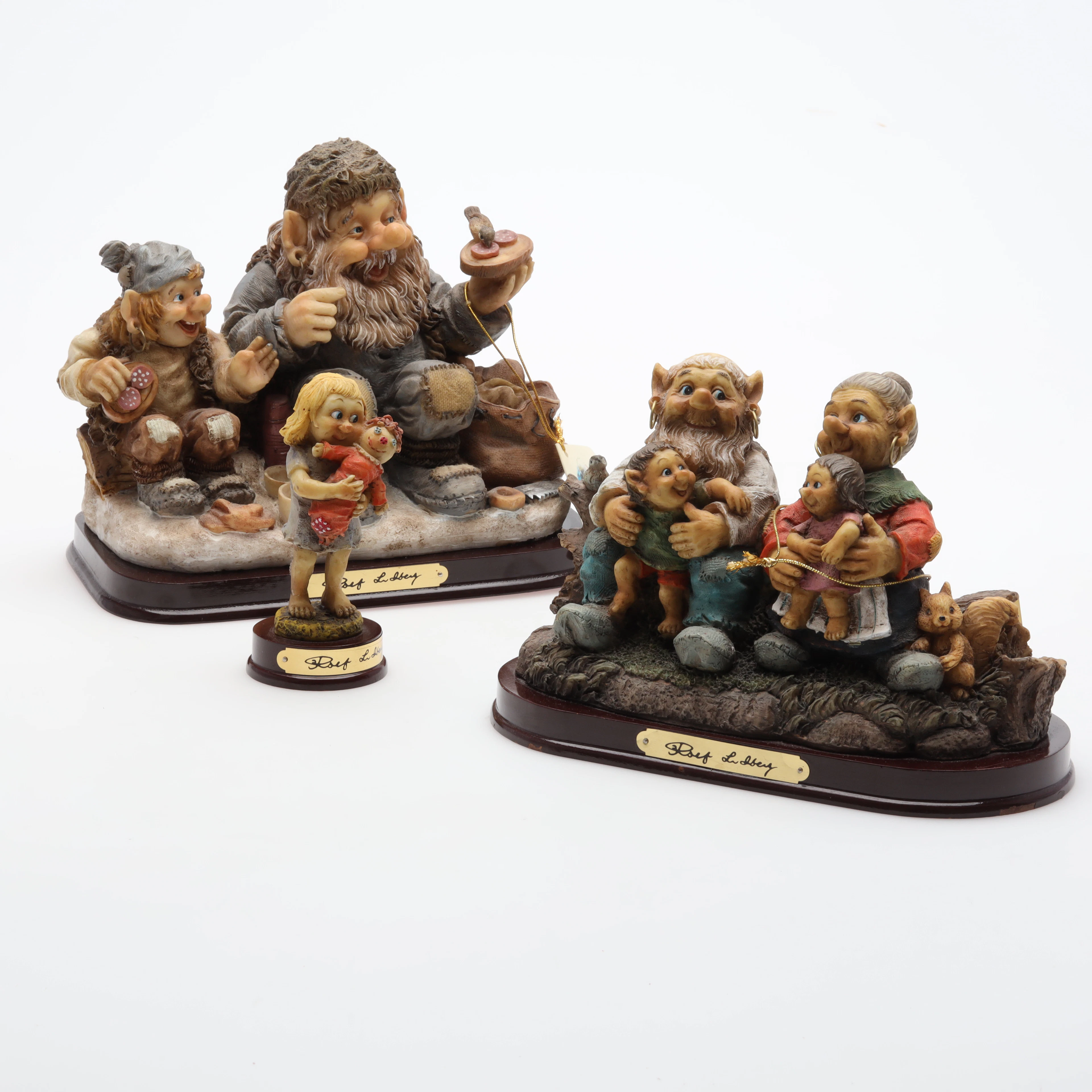 ROLF LIDBERG. FIGURINER 3 st polyresin.