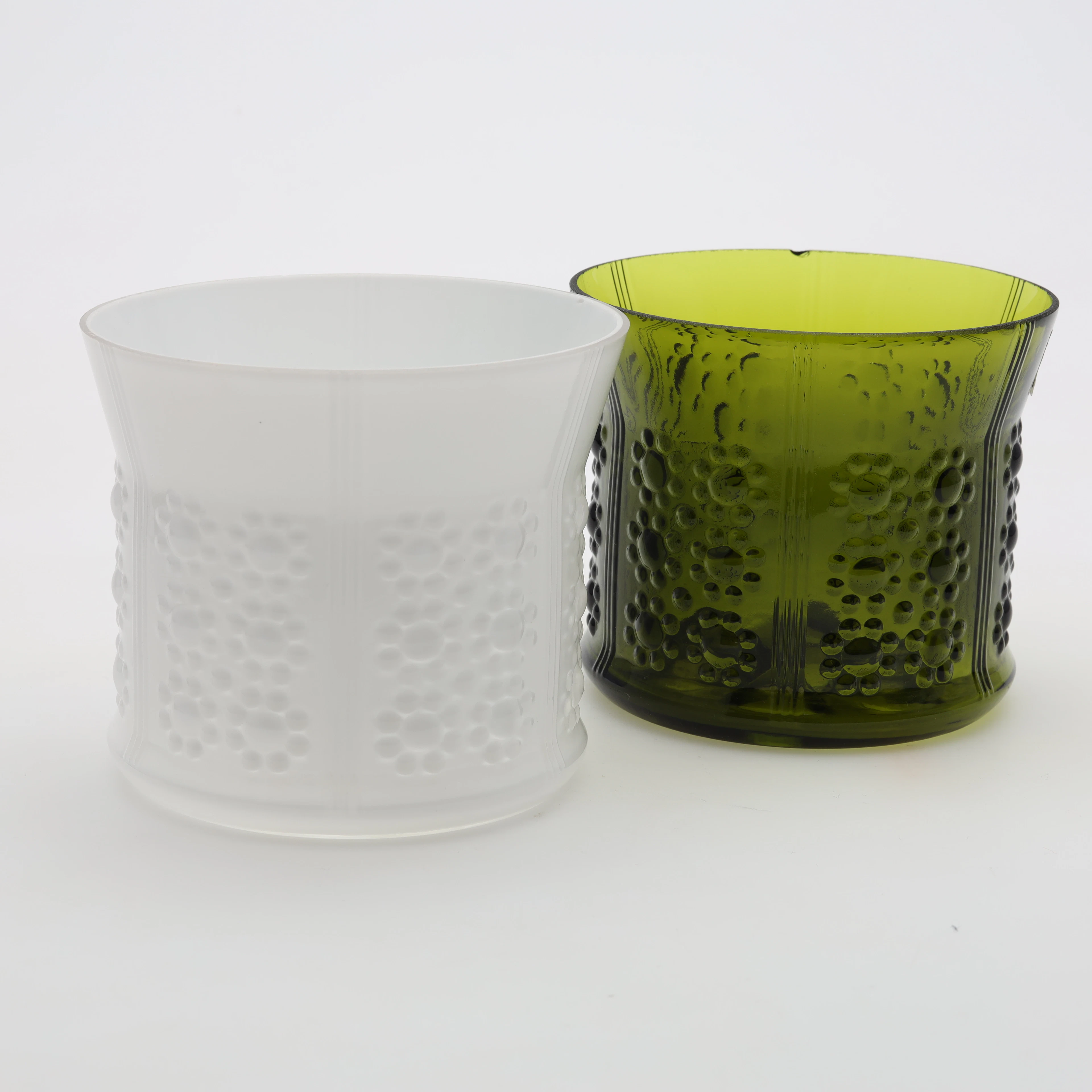 OLLE ALBERIUS. YTTERFODER glas 2 st "Flora".