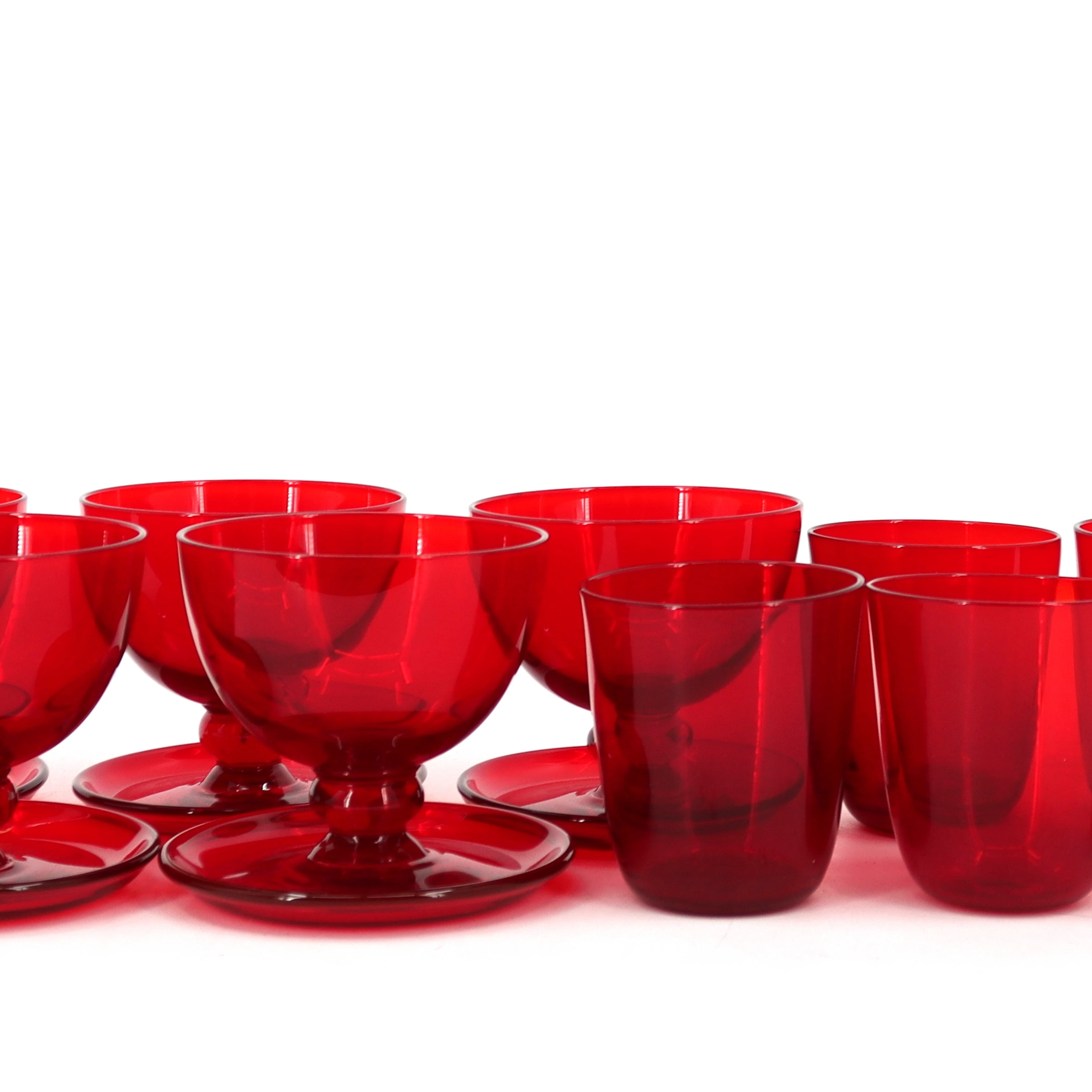 SELTERGLAS och COUPEGLAS, 10 delar, rött glas, Reijmyre.